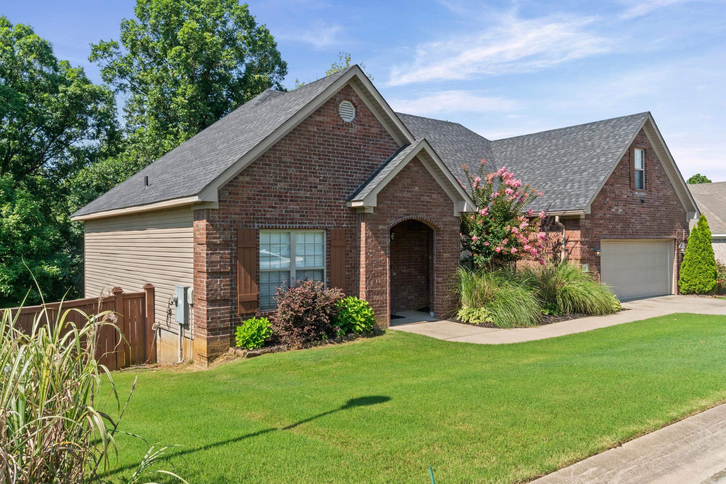EMERALD MOUNTAIN - Residential