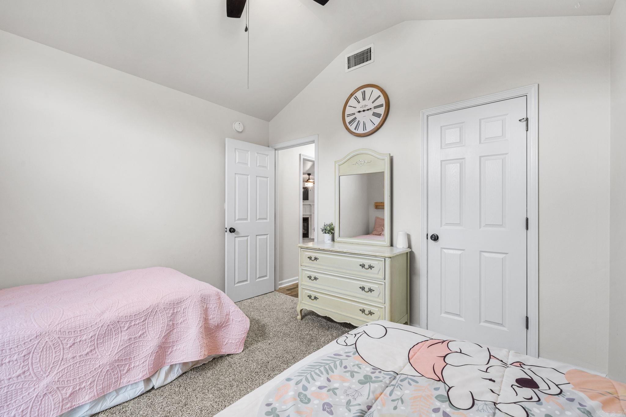 ROBINWOOD - Residential