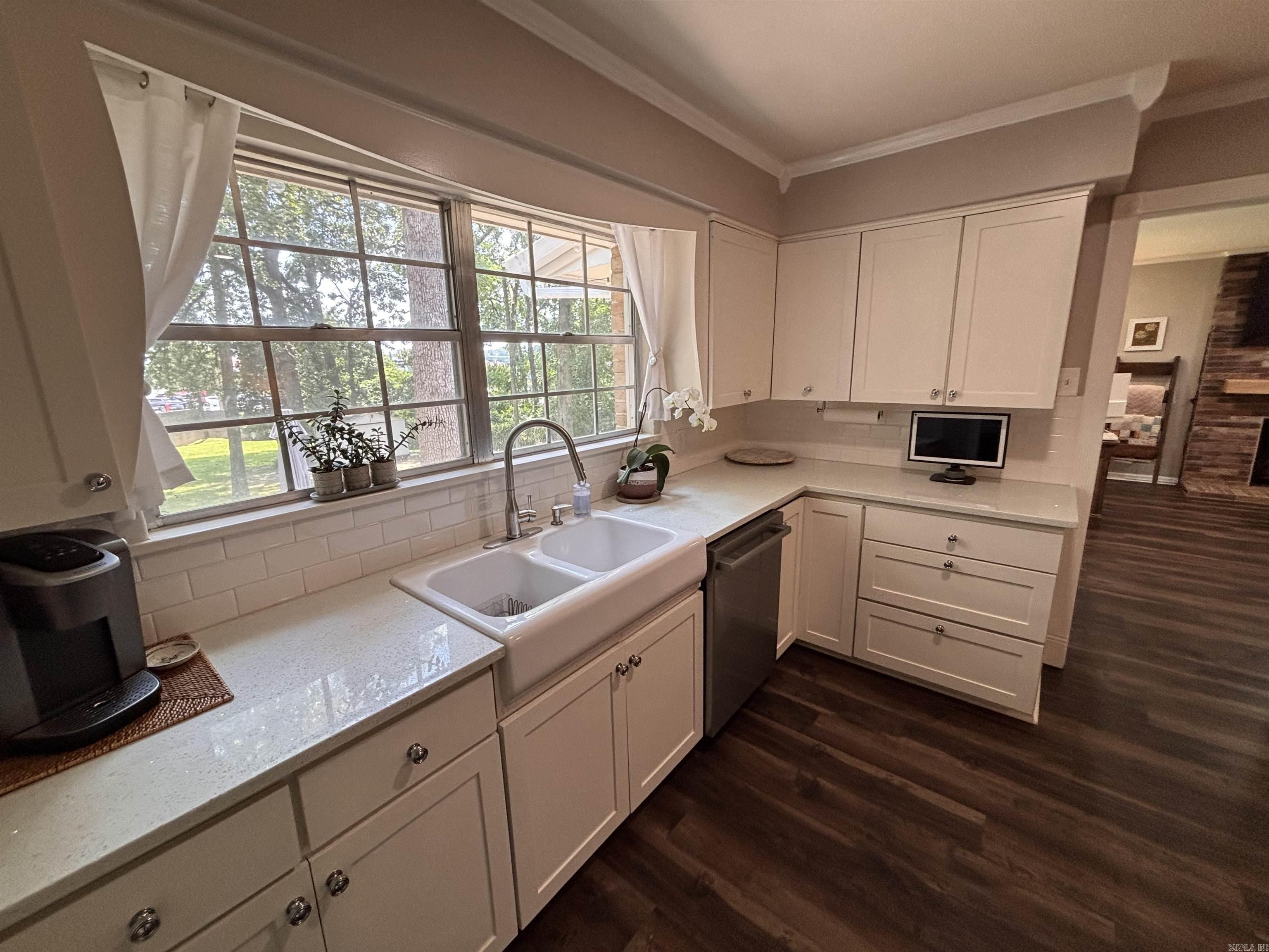 BROOKFIELD - Residential