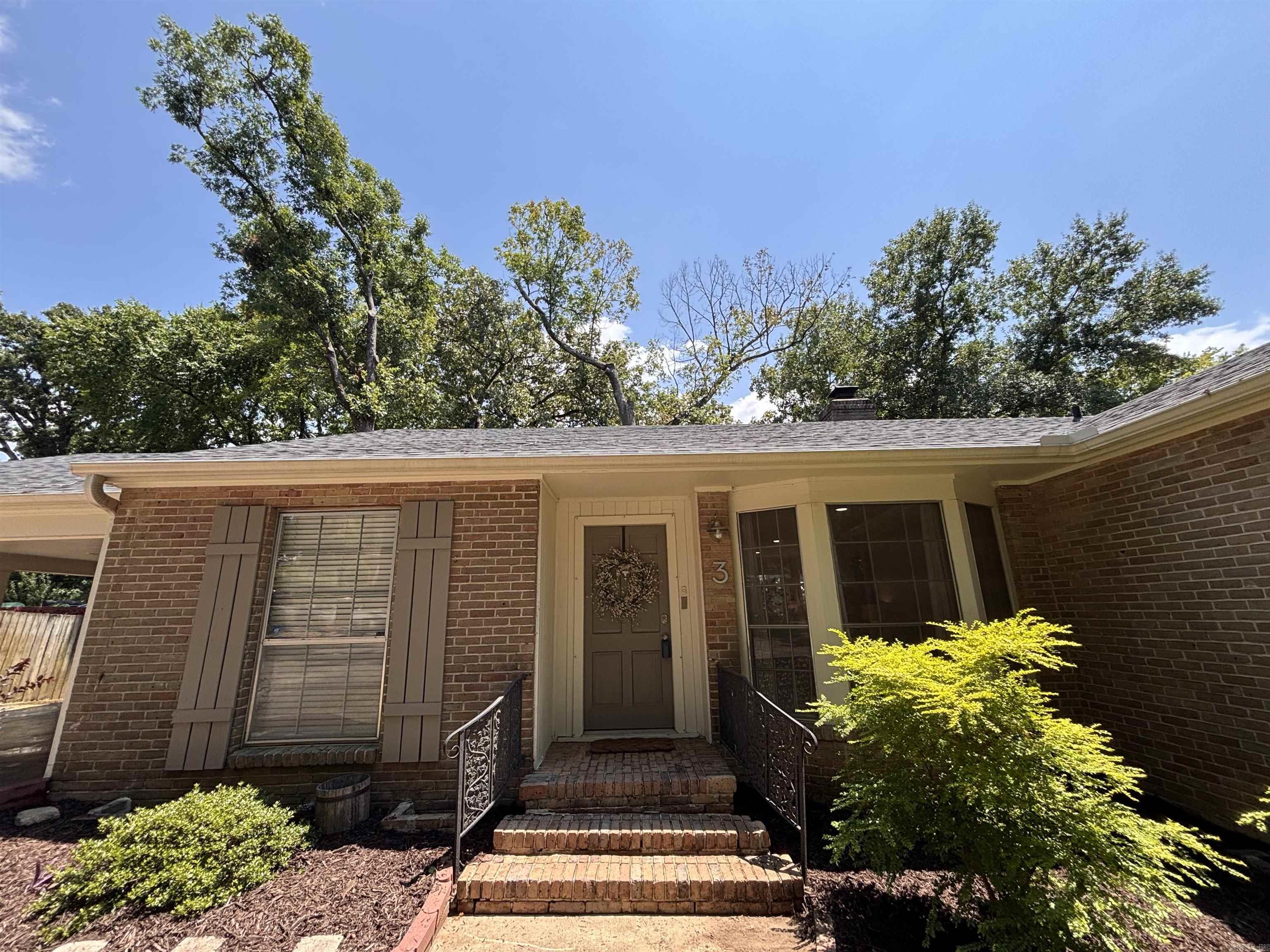 BROOKFIELD - Residential