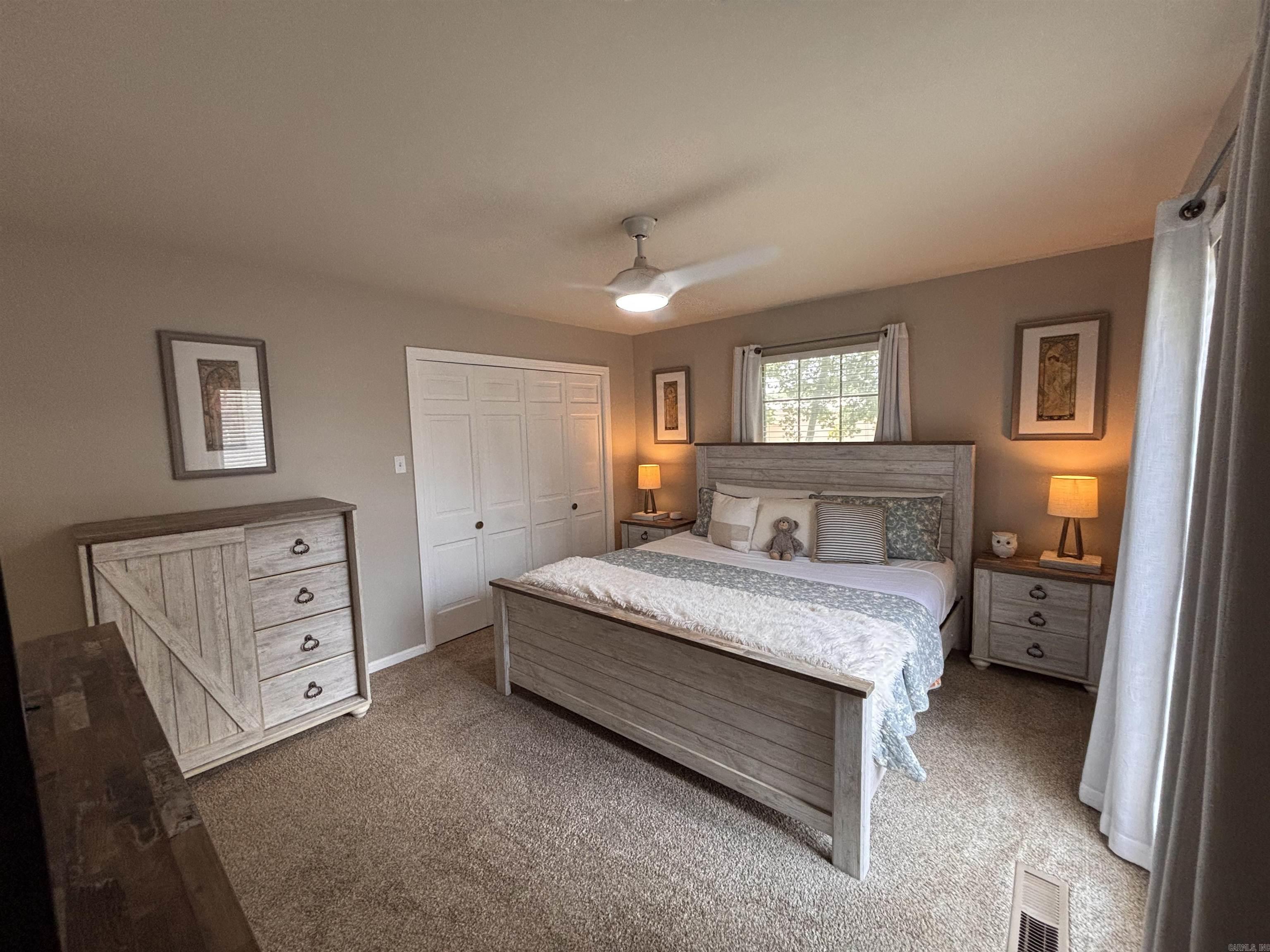 BROOKFIELD - Residential