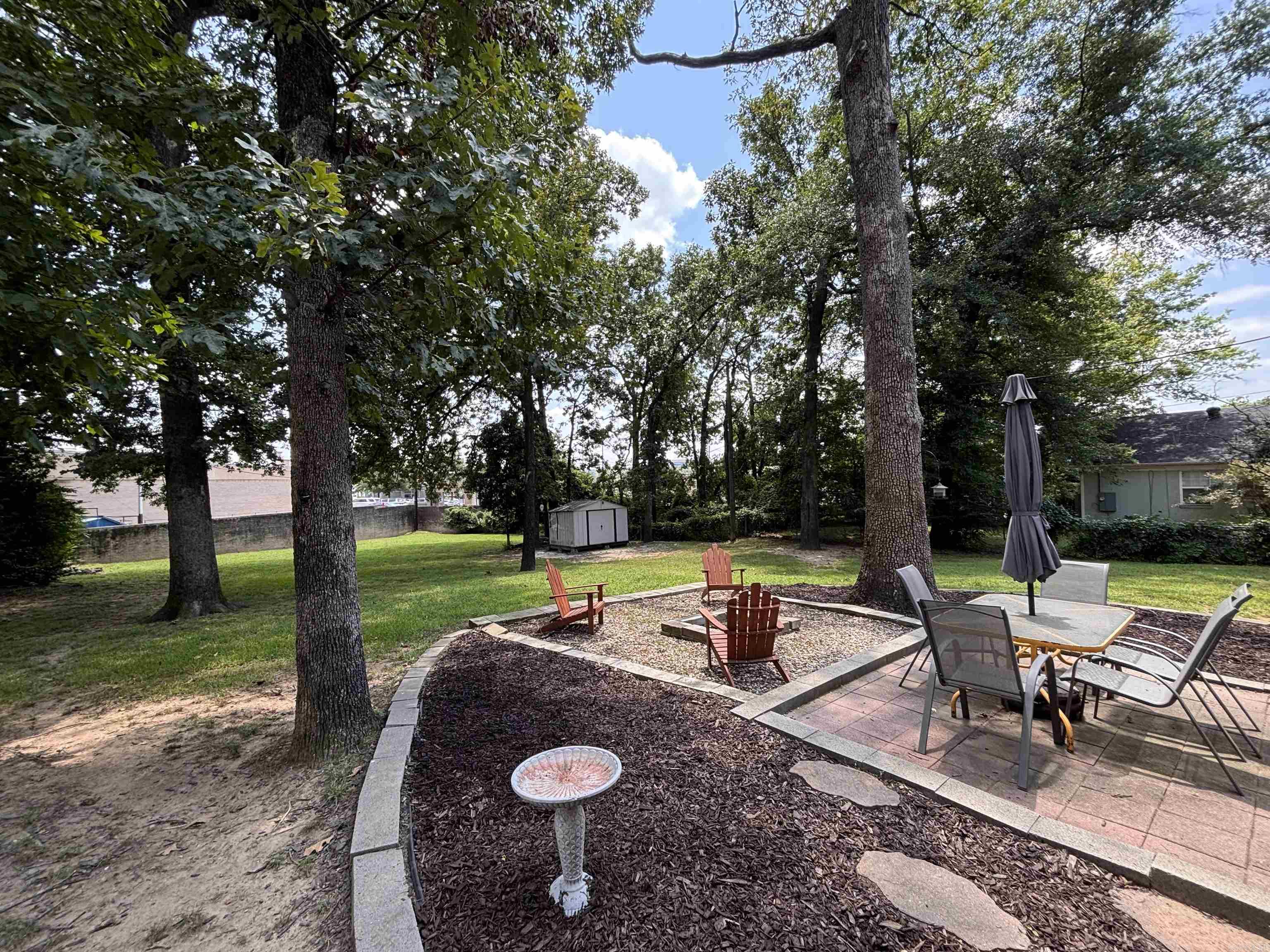 BROOKFIELD - Residential