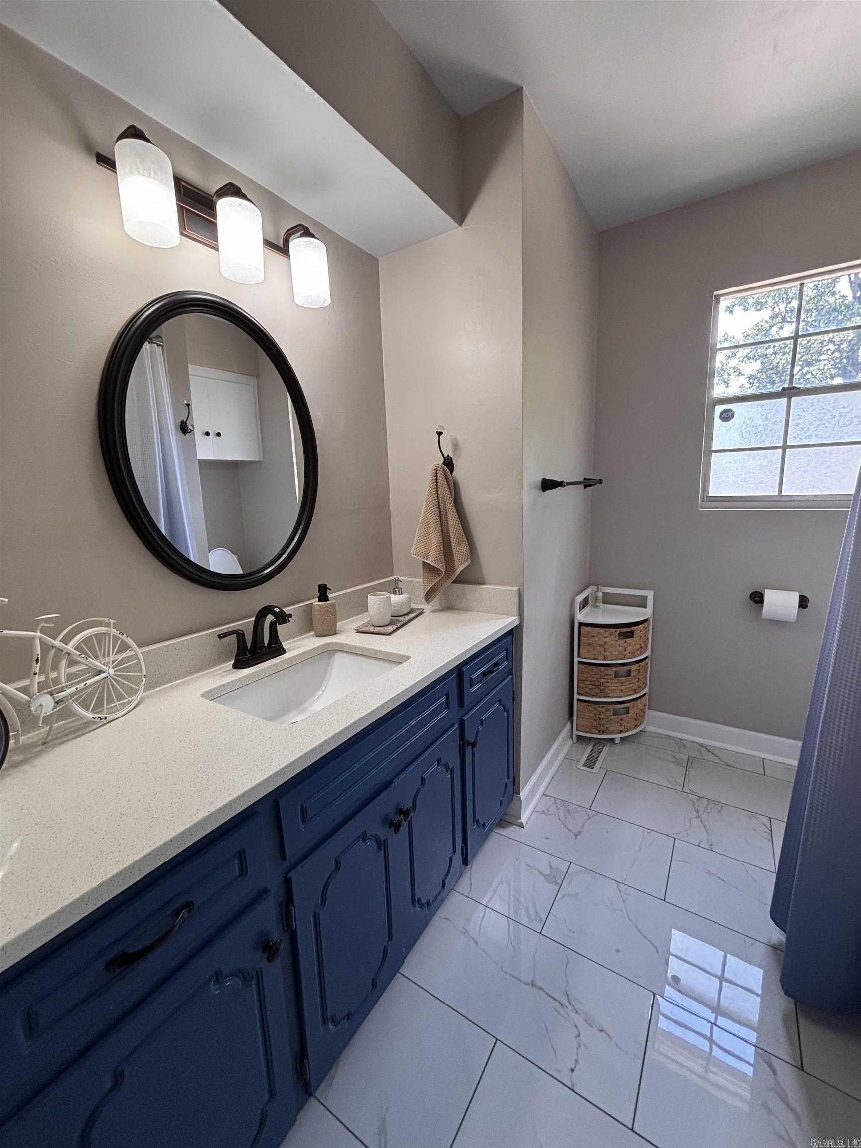 BROOKFIELD - Residential