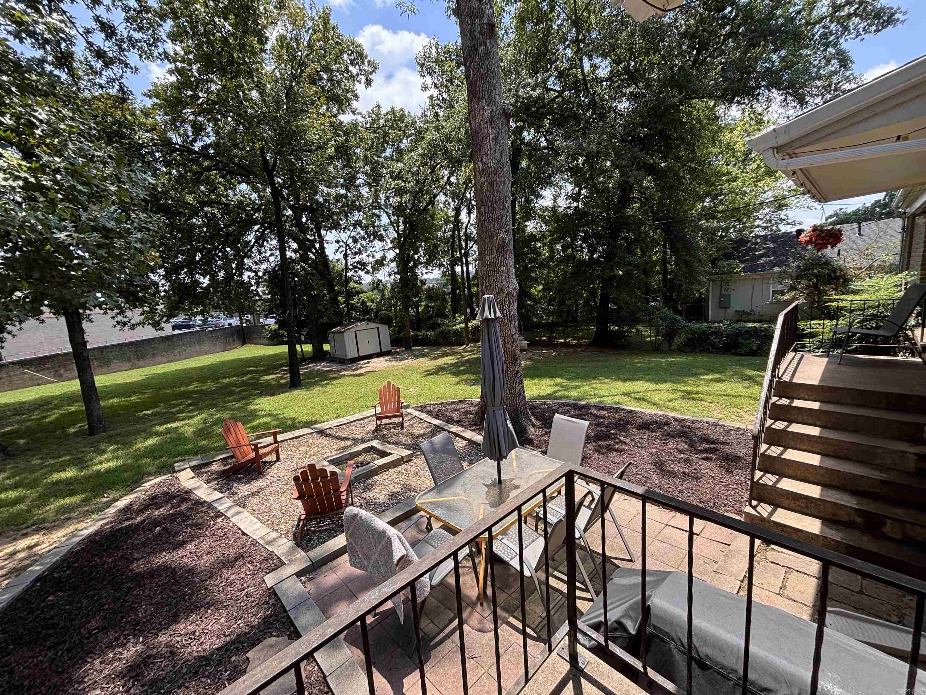 BROOKFIELD - Residential