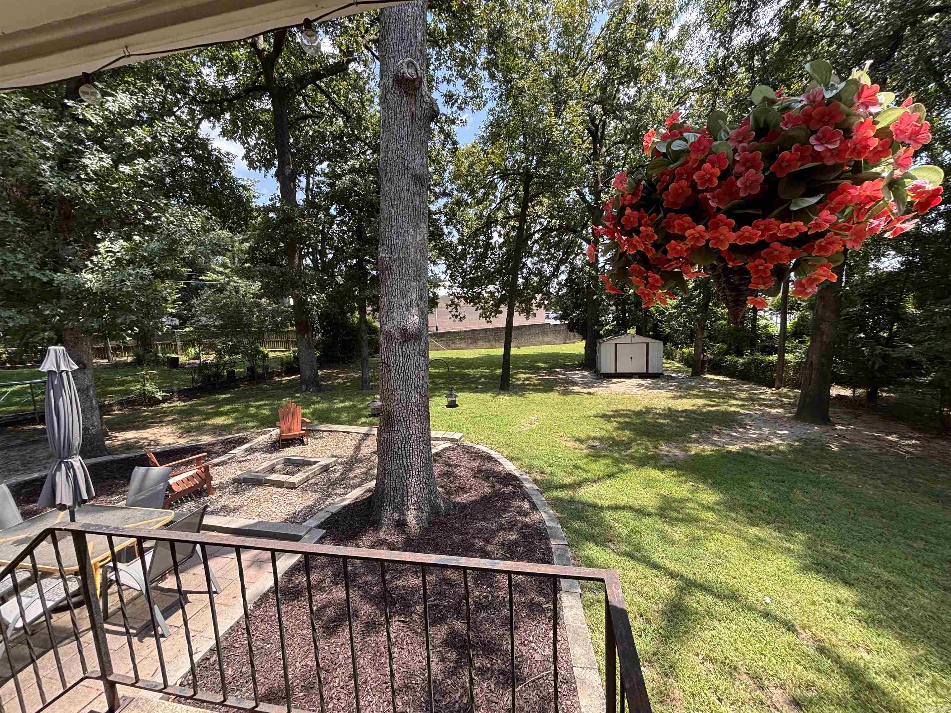 BROOKFIELD - Residential