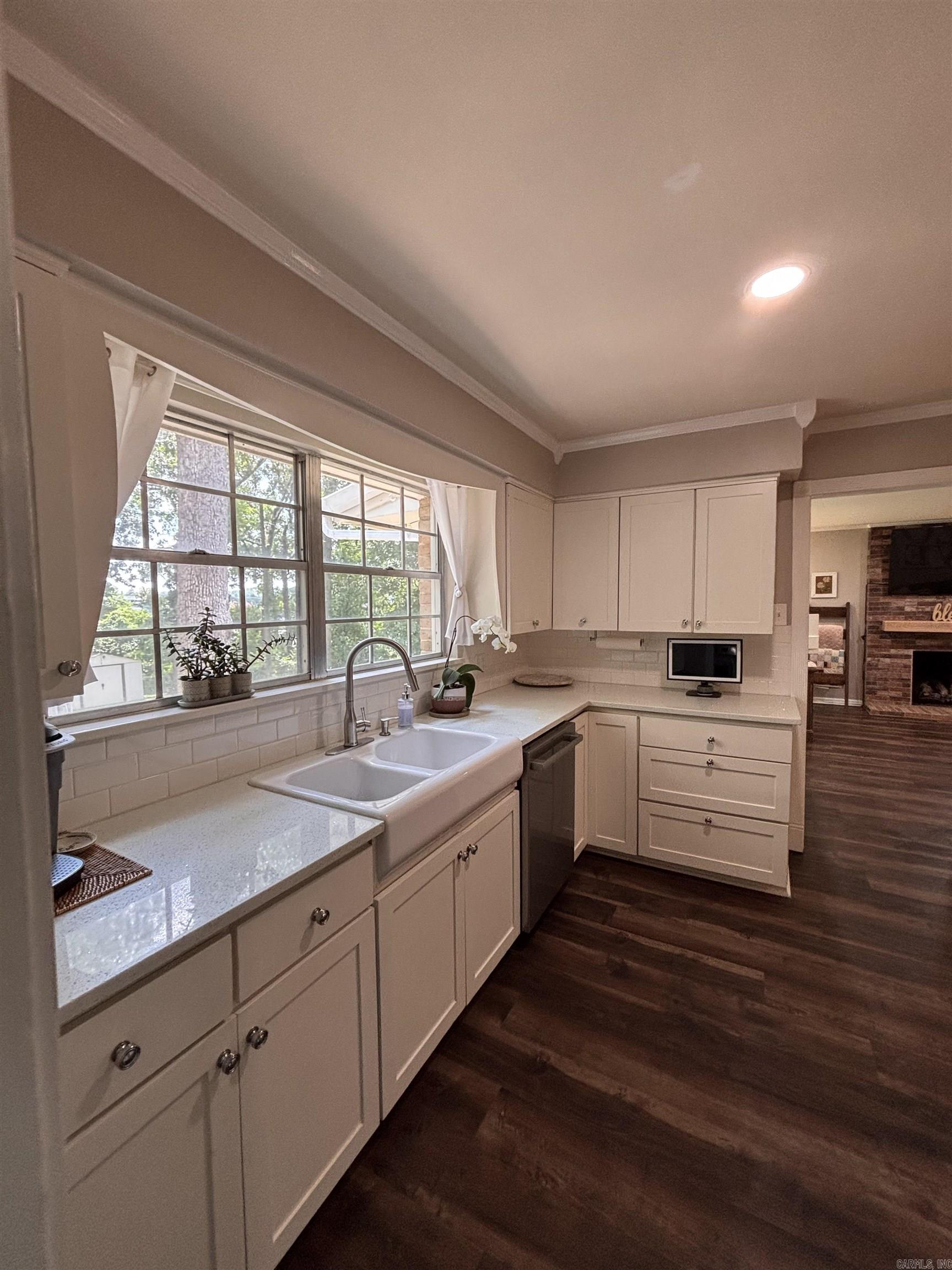 BROOKFIELD - Residential