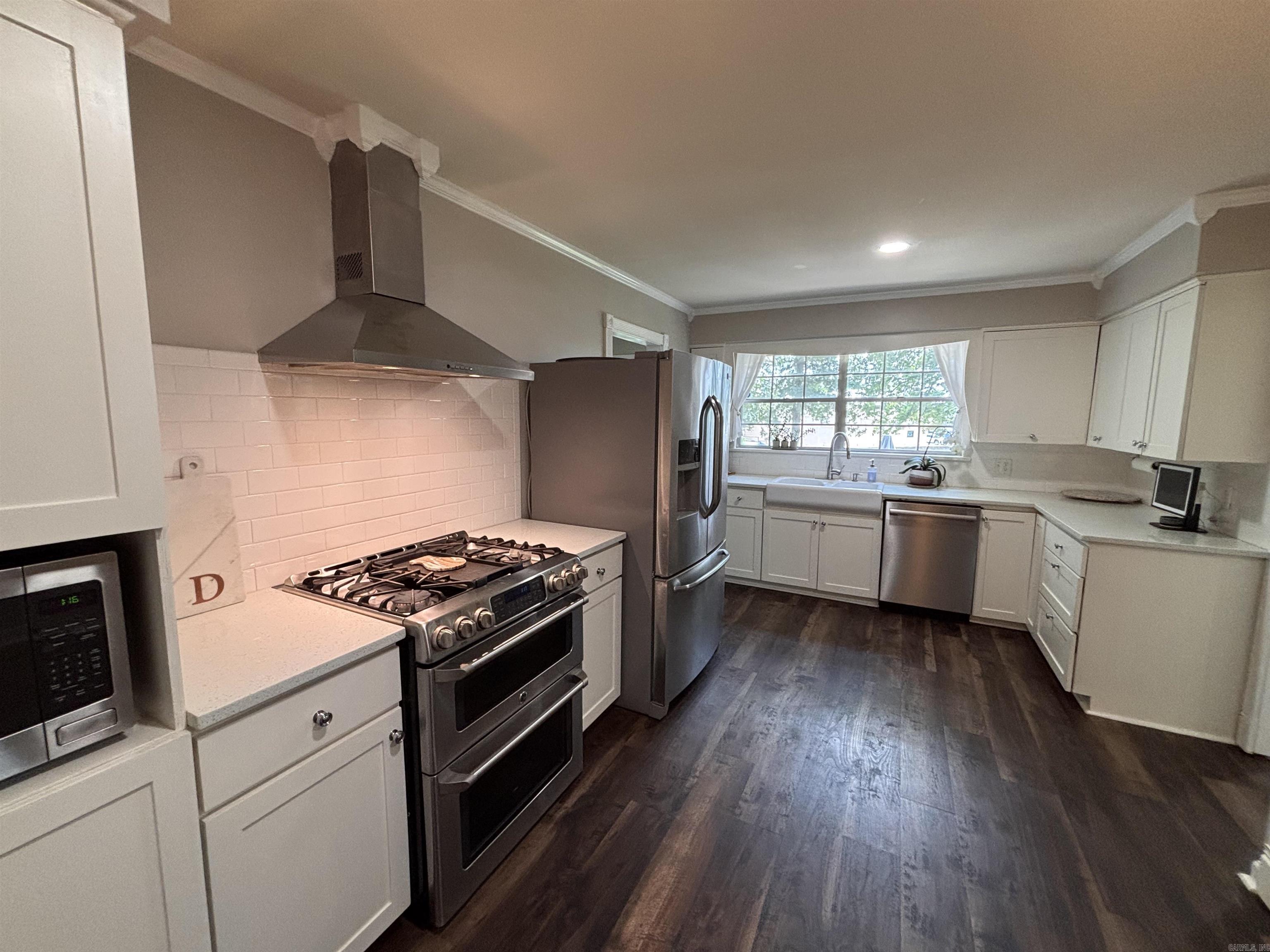 BROOKFIELD - Residential