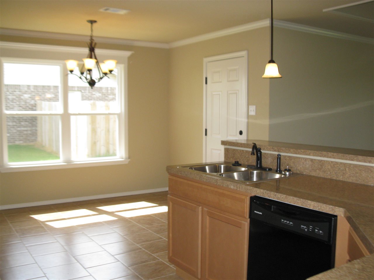 PARKWAY MEADOWS - Residential