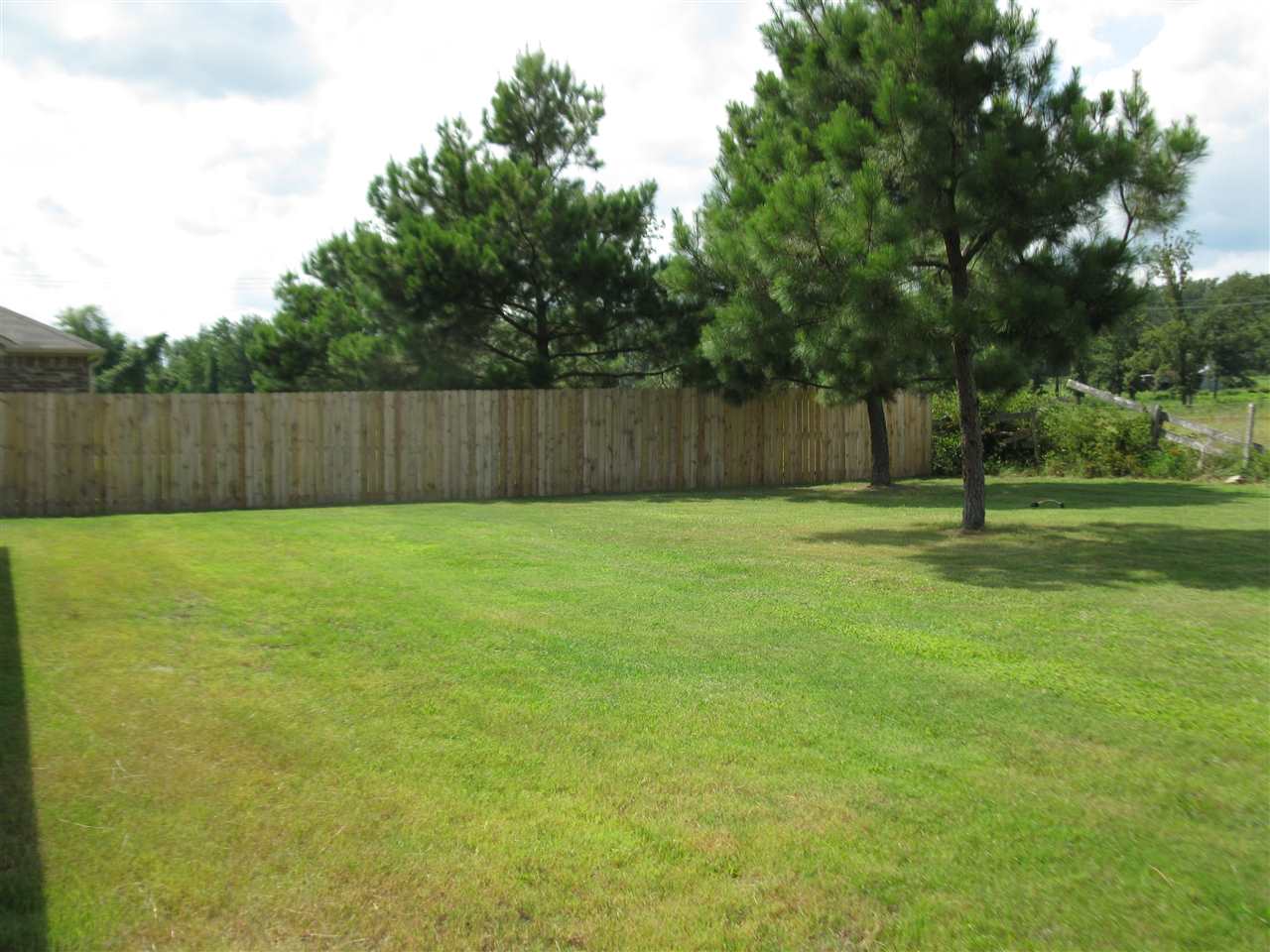 PARKWAY MEADOWS - Residential