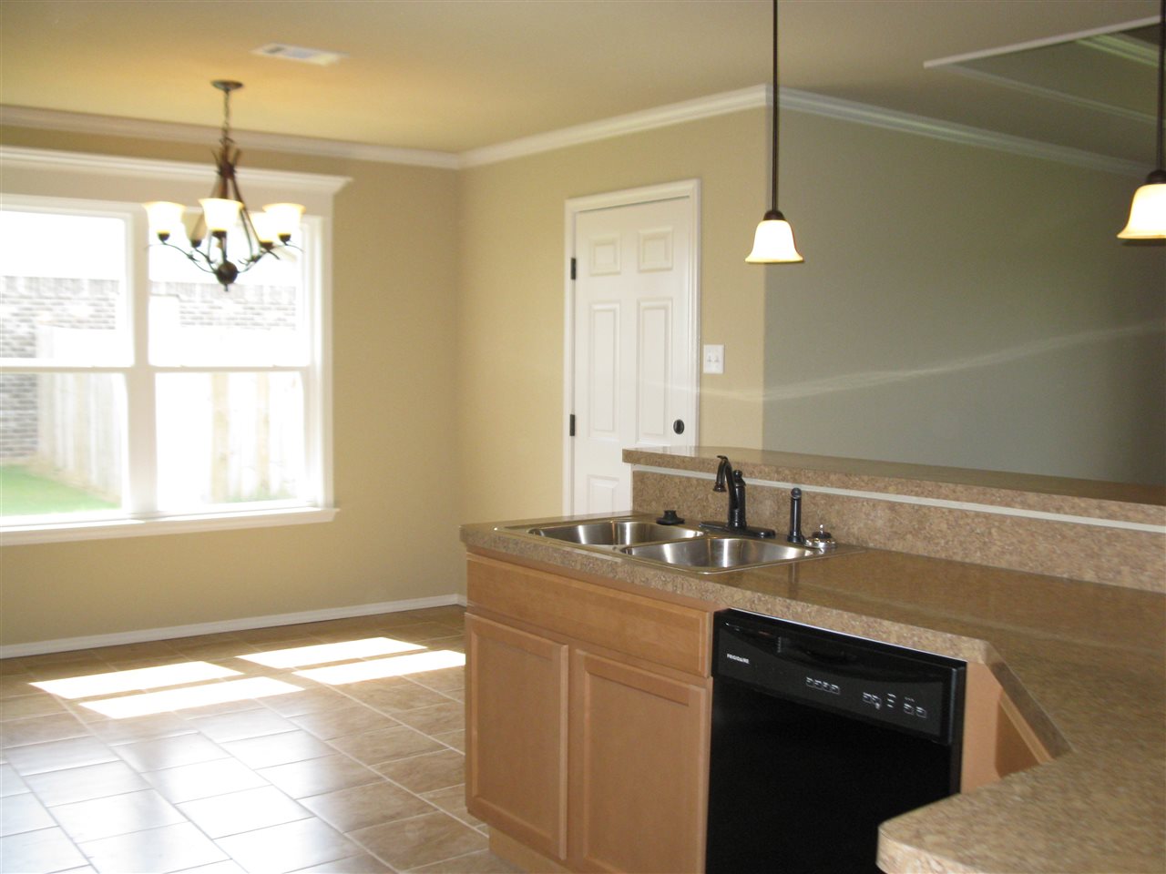 PARKWAY MEADOWS - Residential