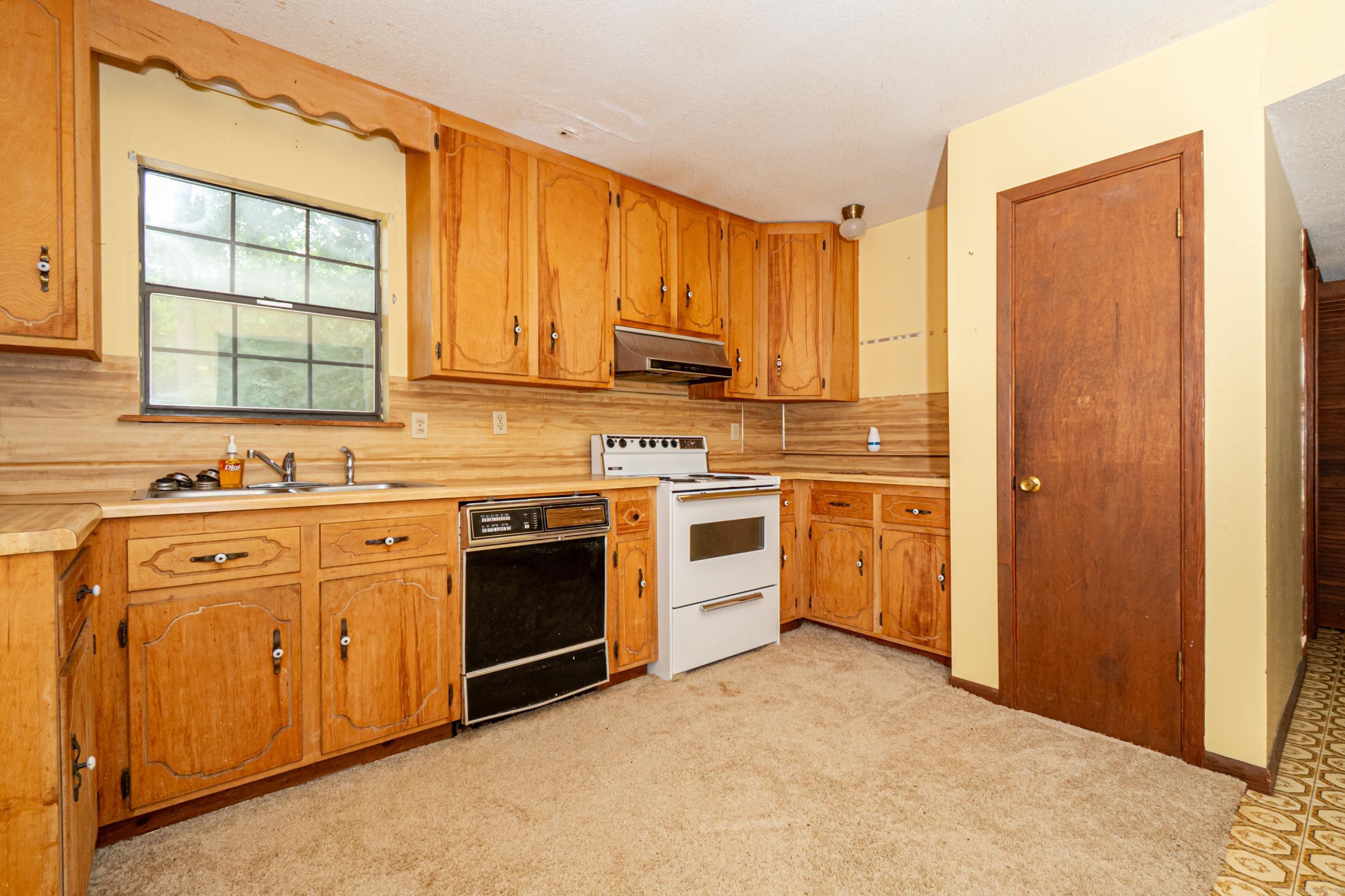 MONTICELLO - Residential