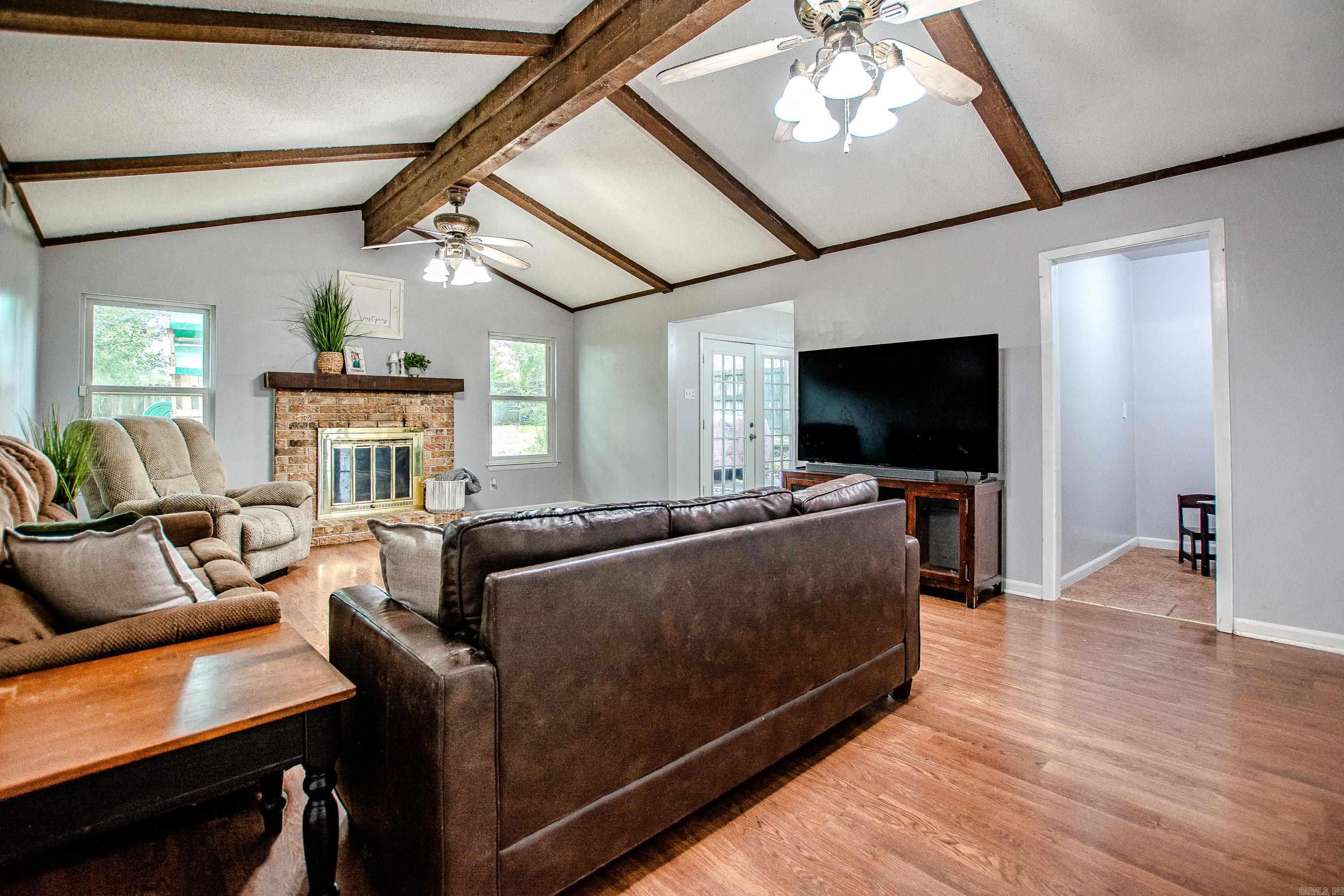 INDIAN HILLS - Residential