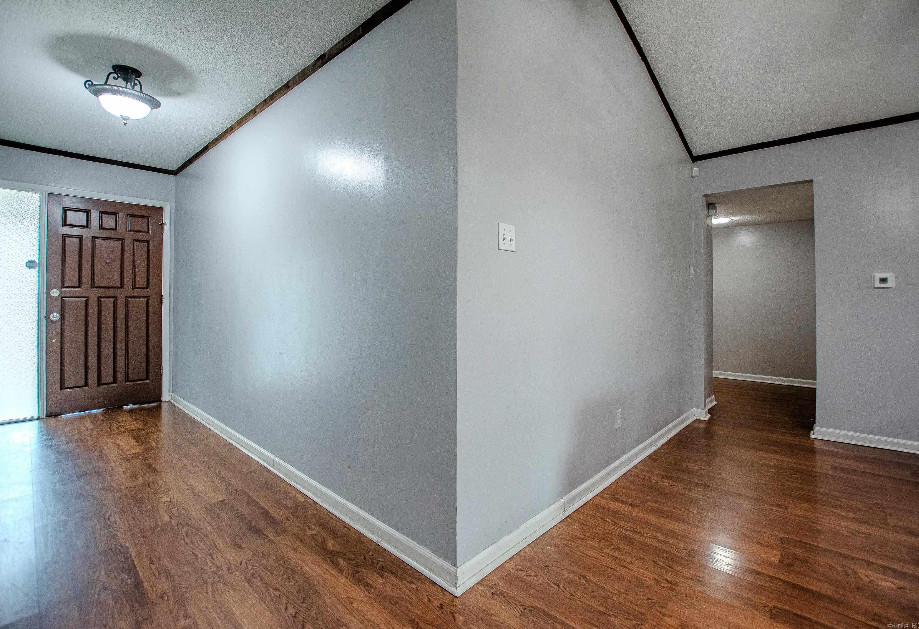 INDIAN HILLS - Residential