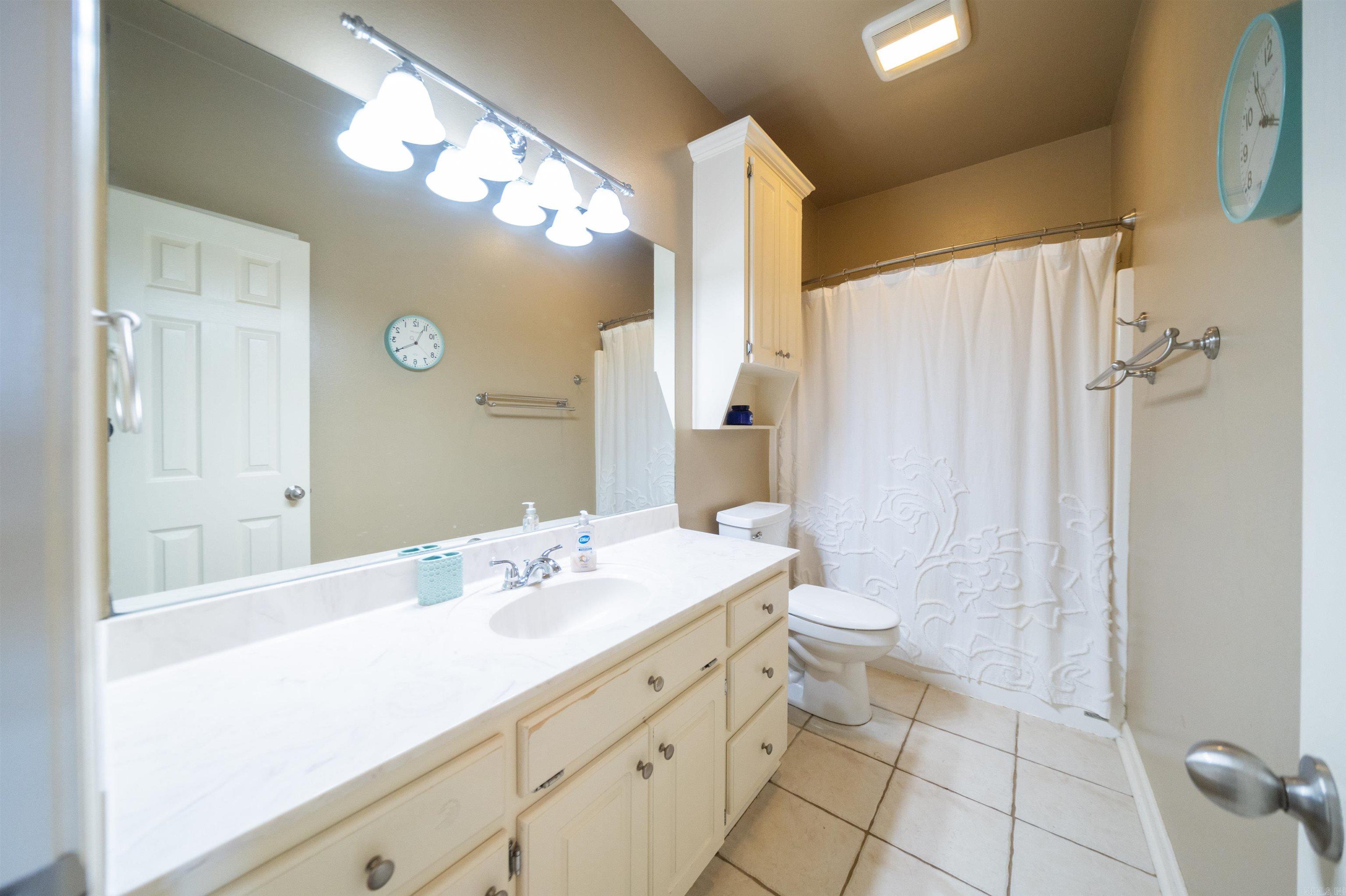 CRESTWOOD ESTATES - Residential