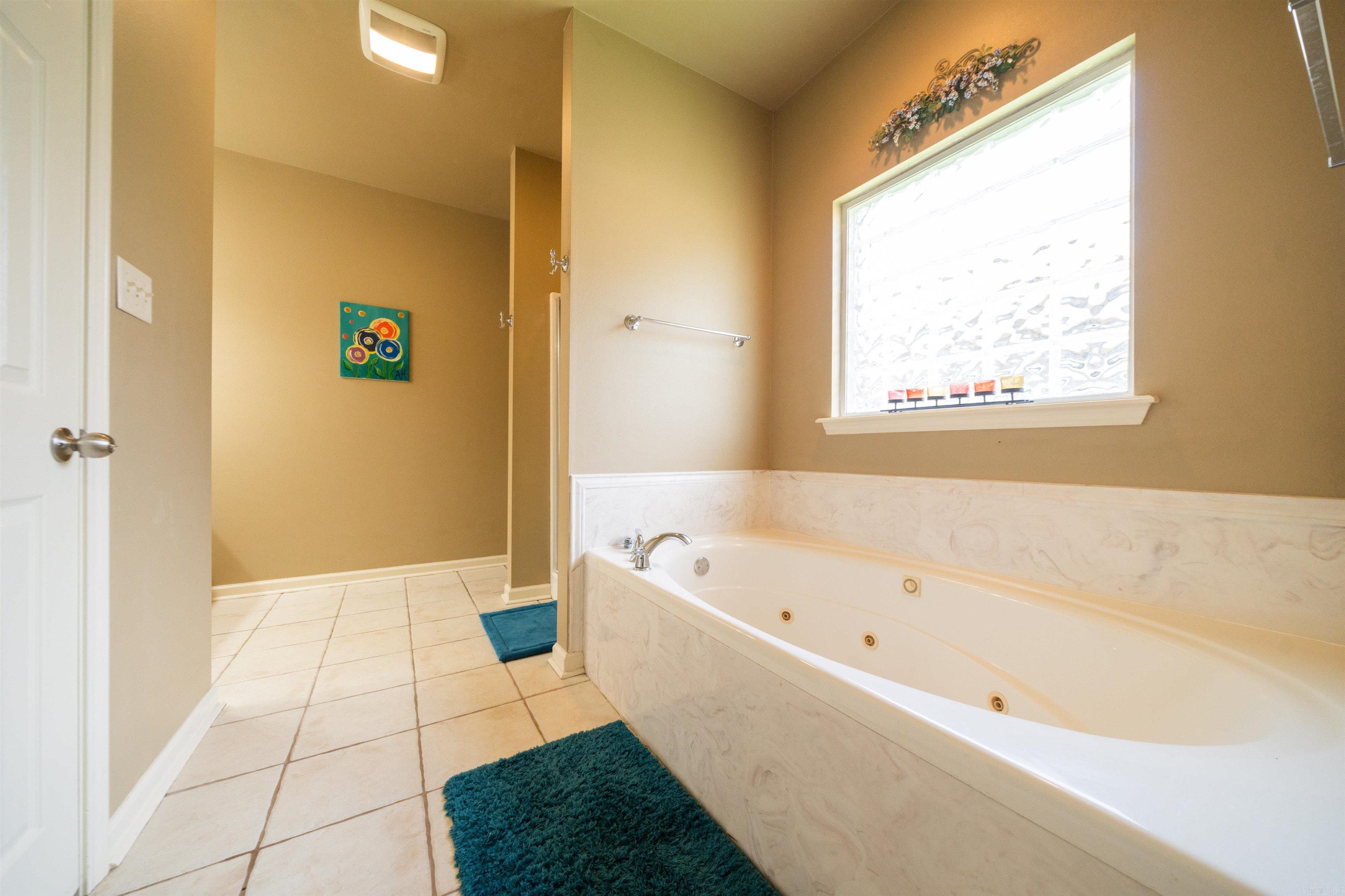 CRESTWOOD ESTATES - Residential