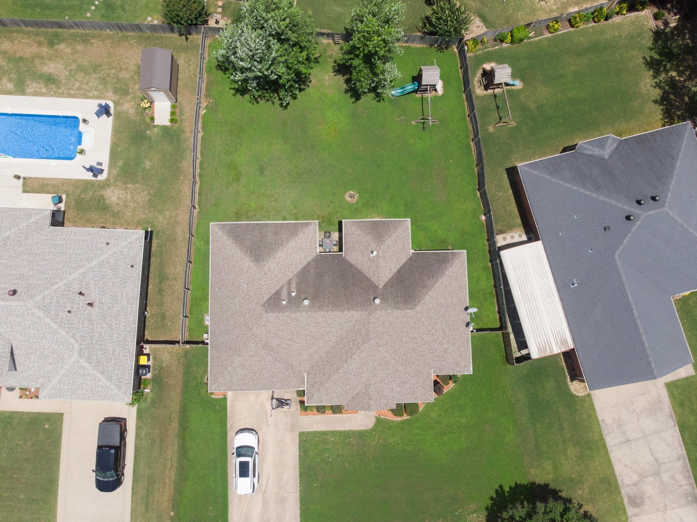 CRESTWOOD ESTATES - Residential