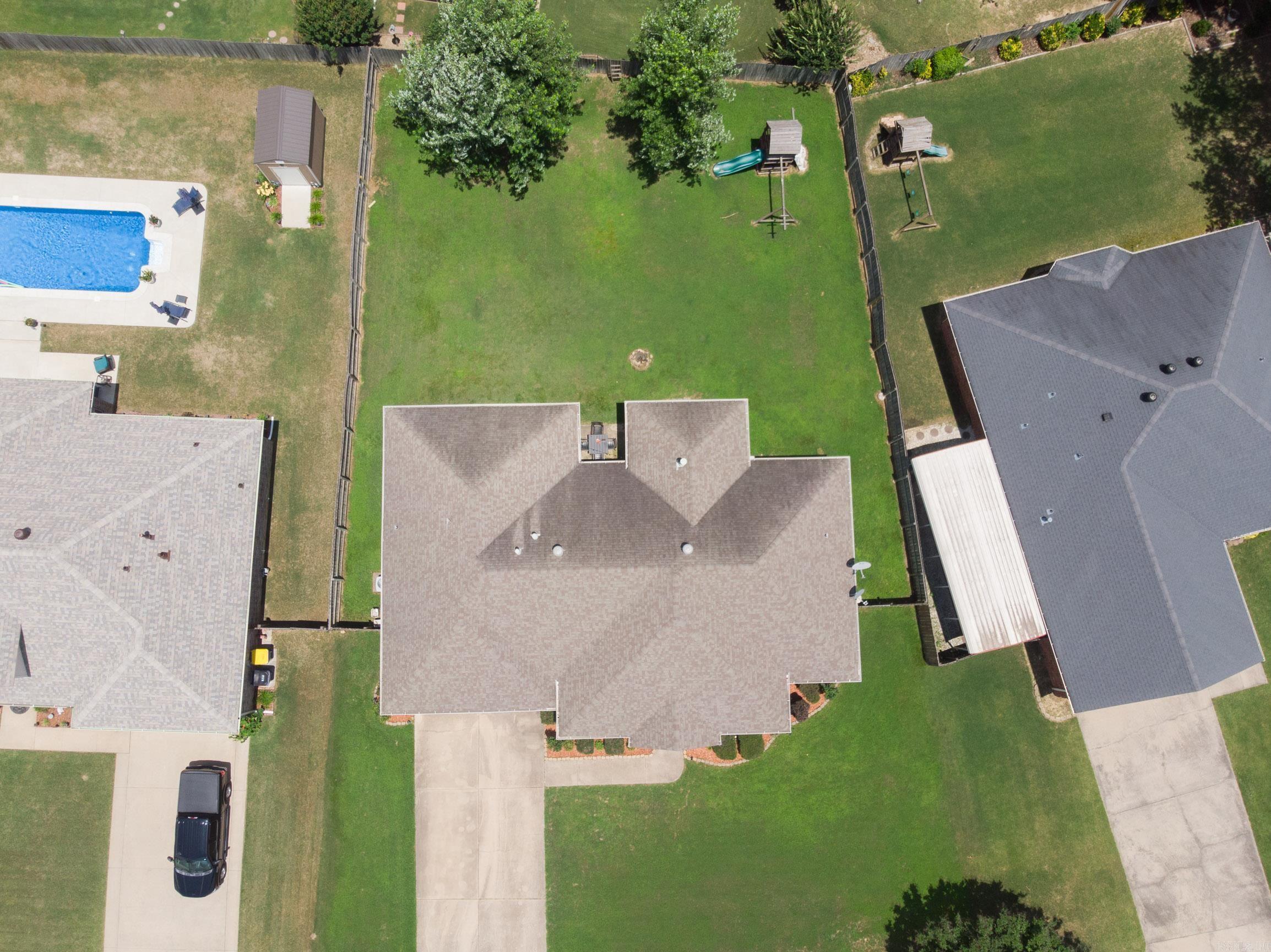 CRESTWOOD ESTATES - Residential