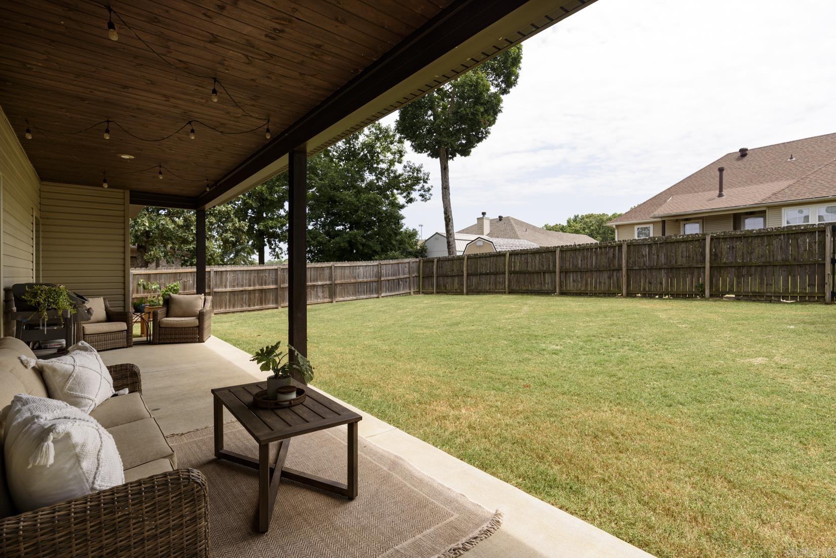 OAK GLENN - Residential