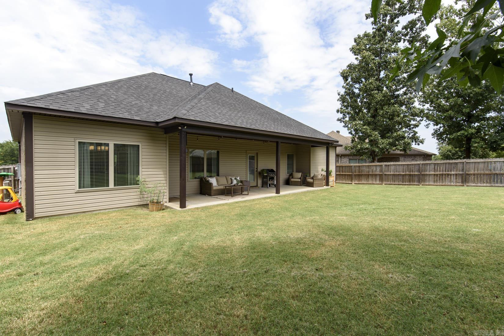 OAK GLENN - Residential