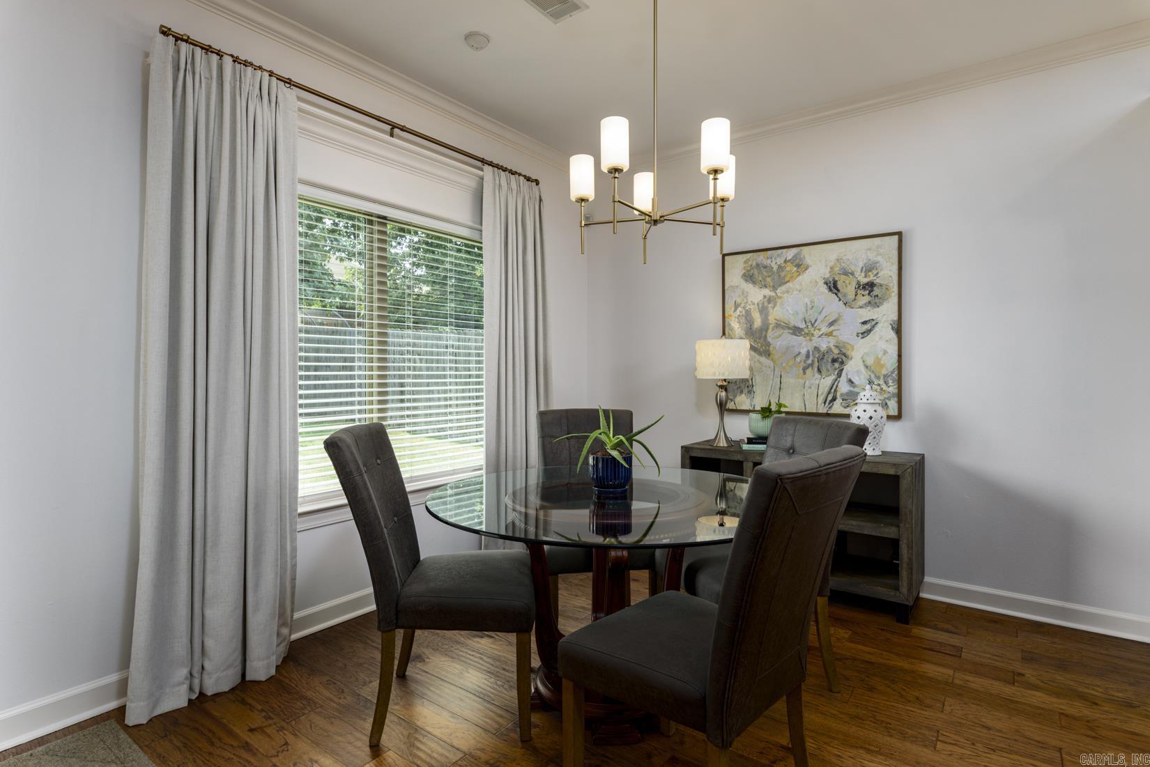 OAK GLENN - Residential