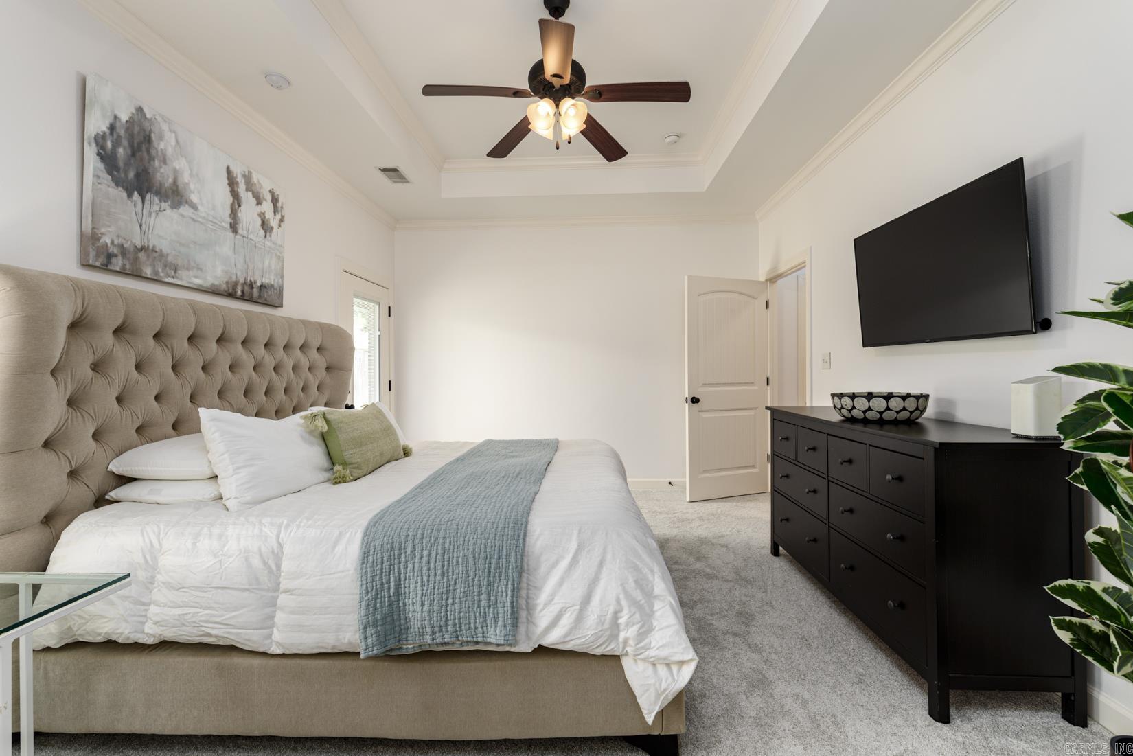 OAK GLENN - Residential