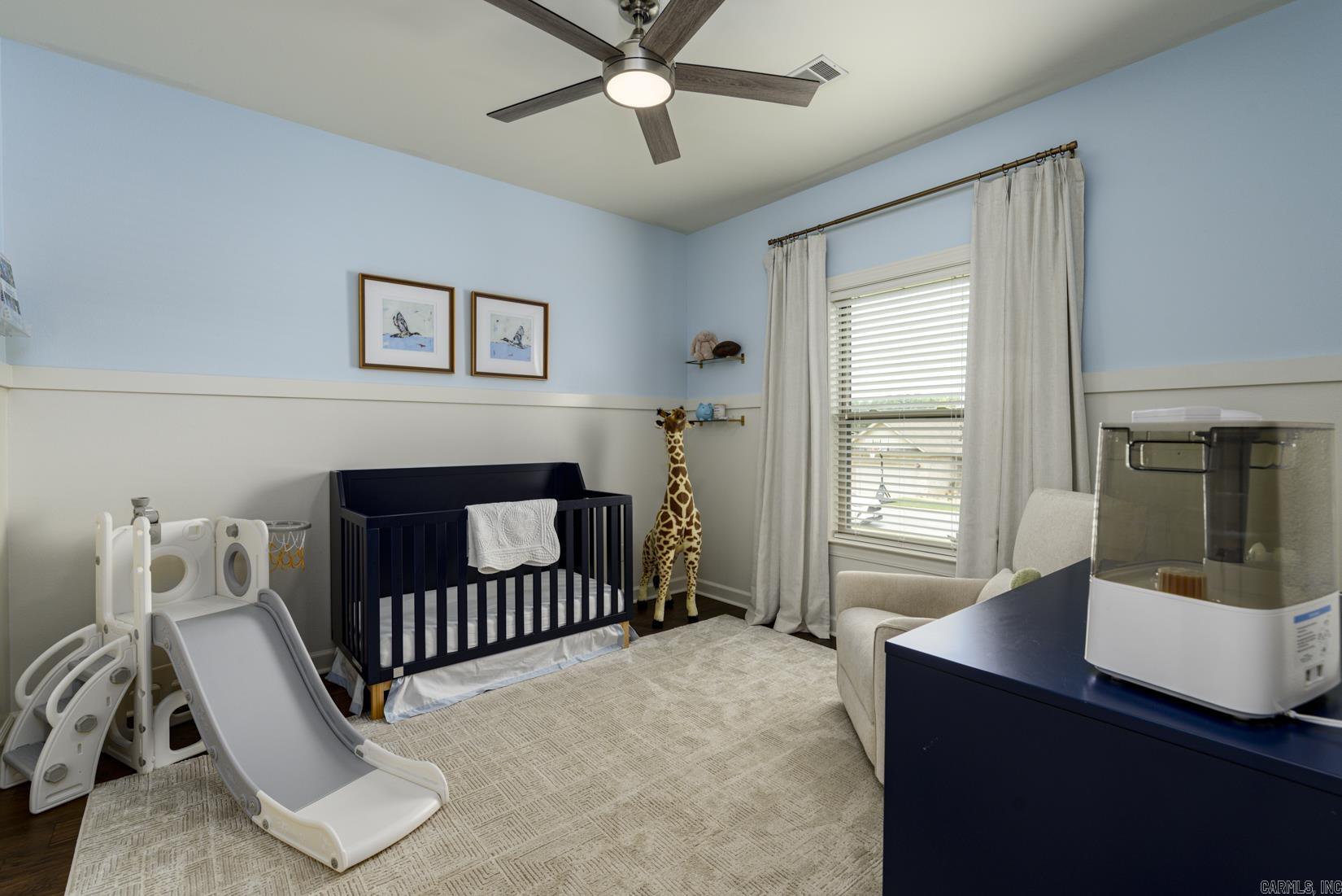 OAK GLENN - Residential