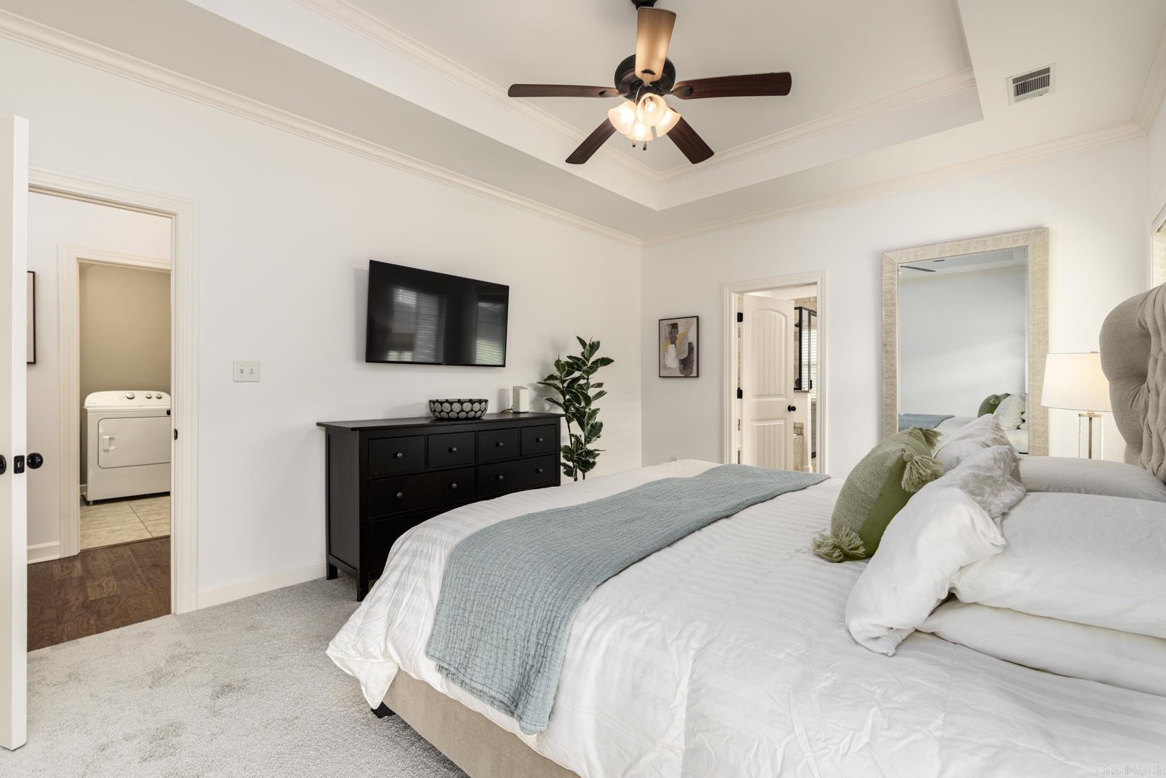 OAK GLENN - Residential