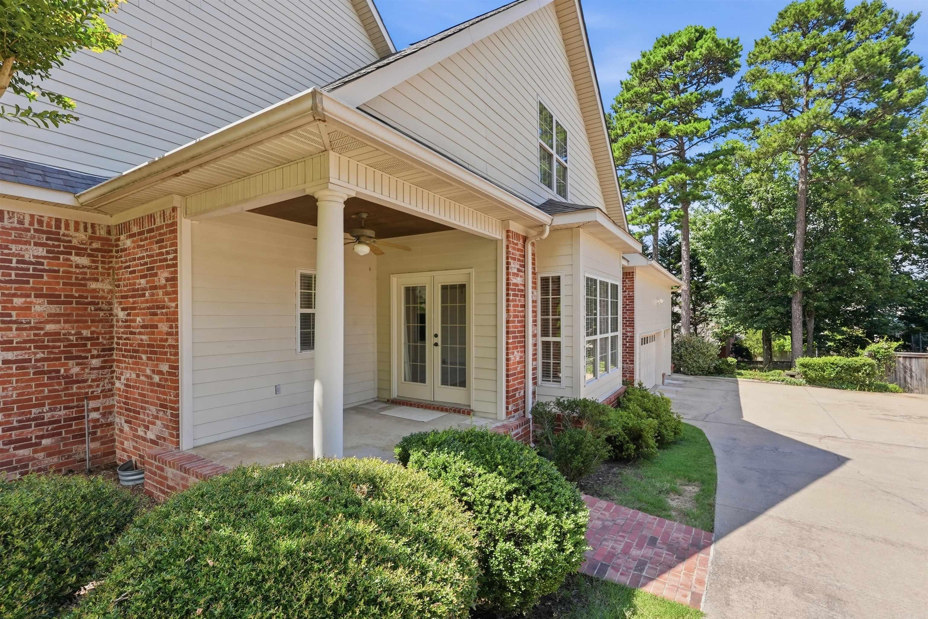 CHENAL VALLEY BAYONNE PLACE - Residential