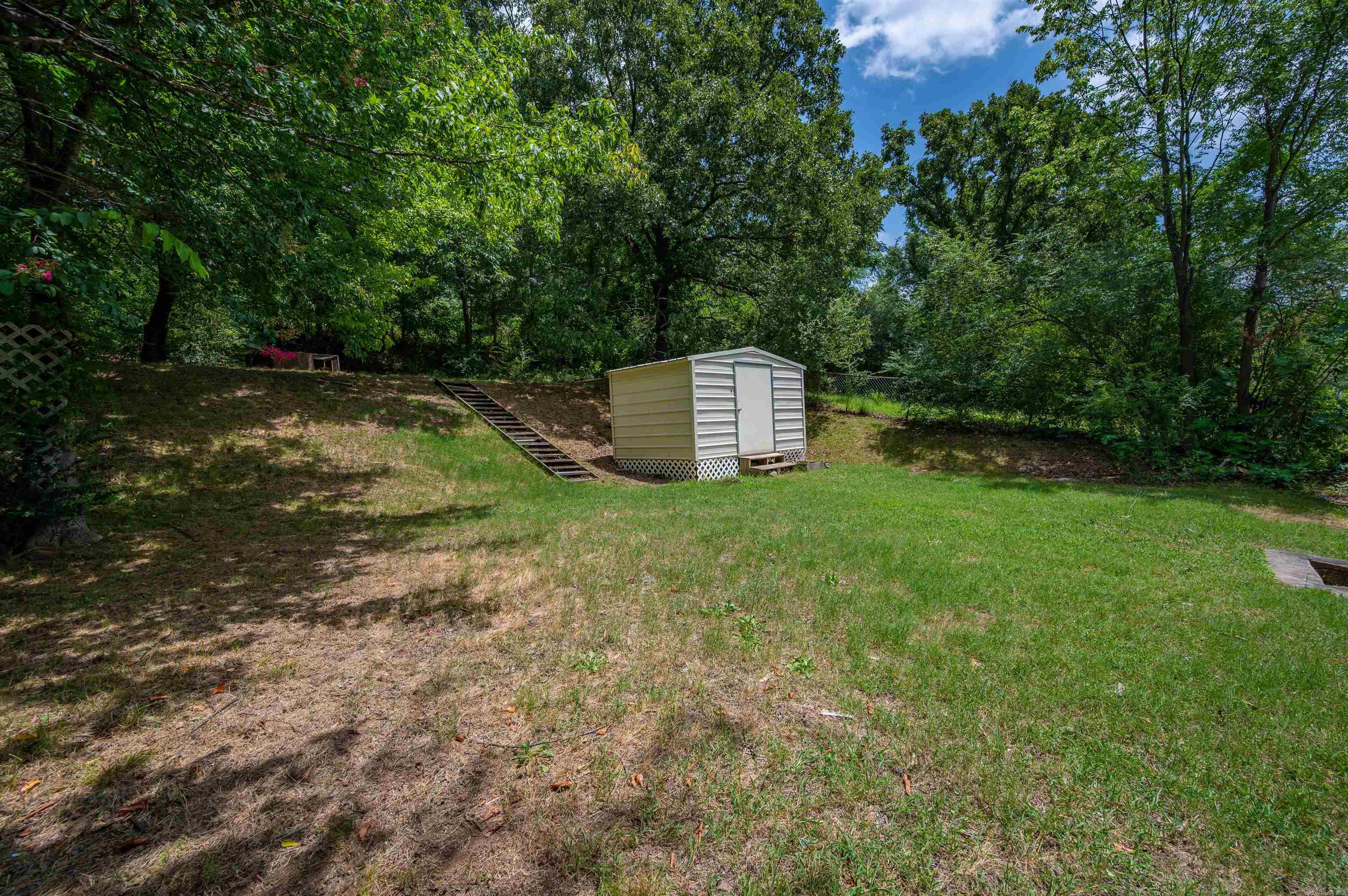 Hillside - Residential