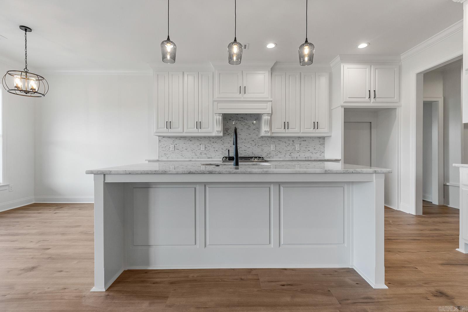 NORTH HILLS MANOR - Residential