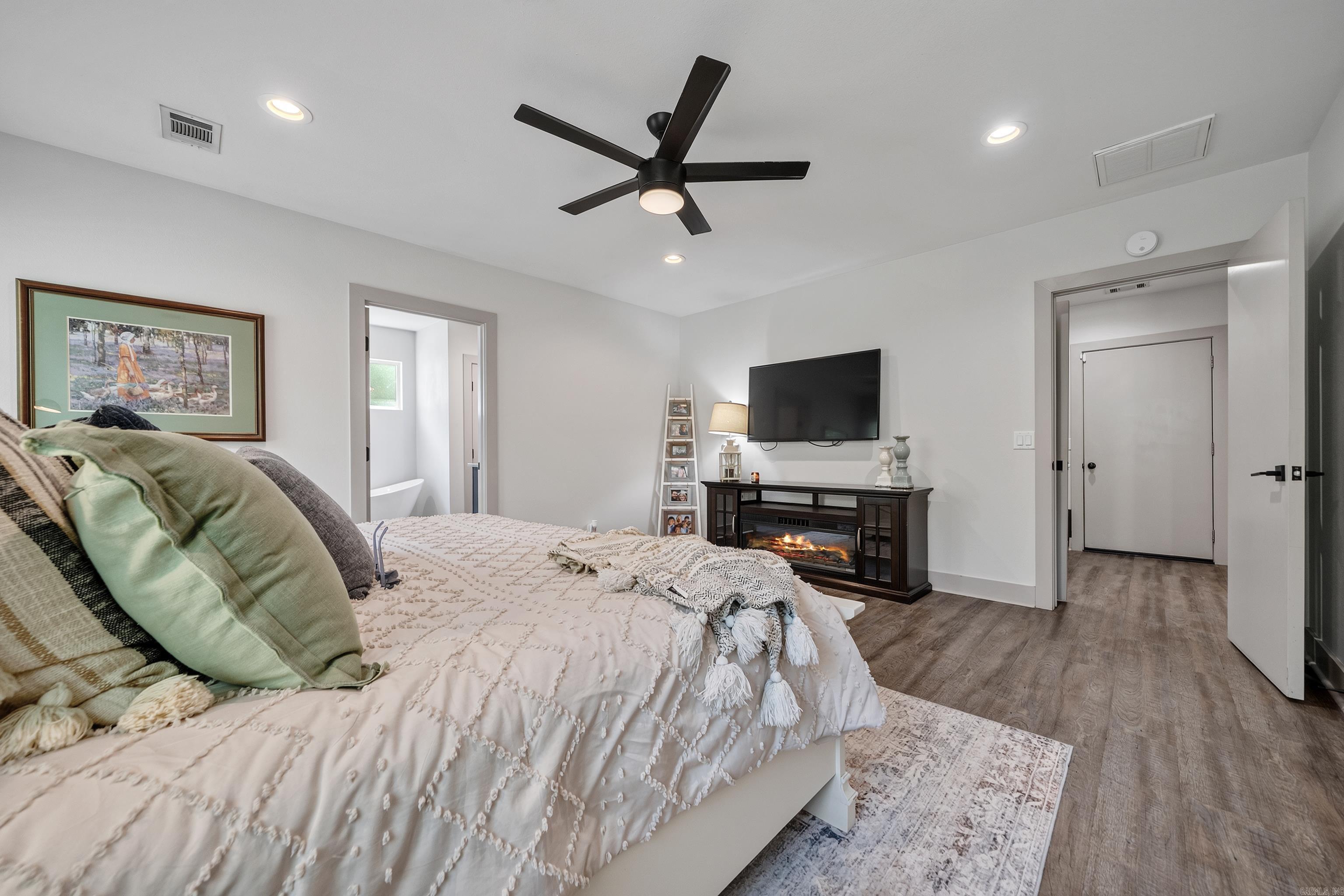Hardwood Hills - Residential