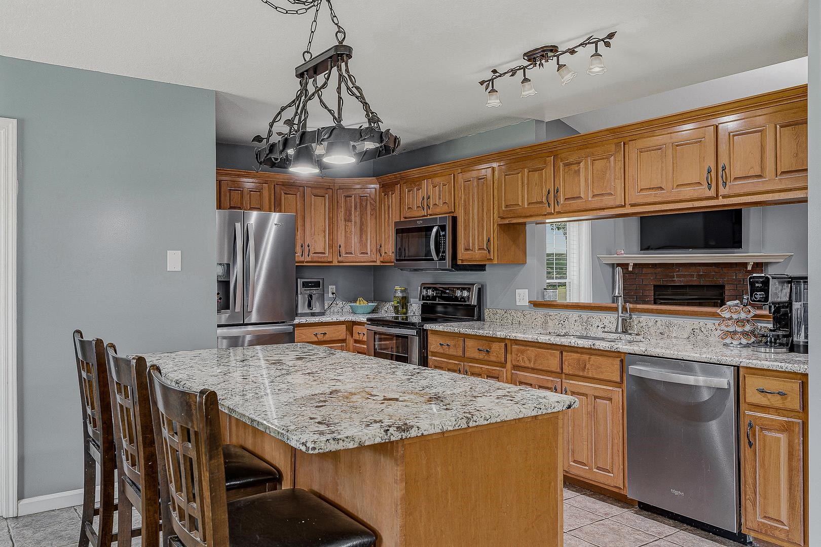 WINDING RIDGE - Residential