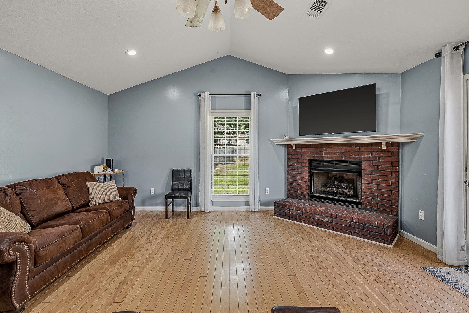 WINDING RIDGE - Residential