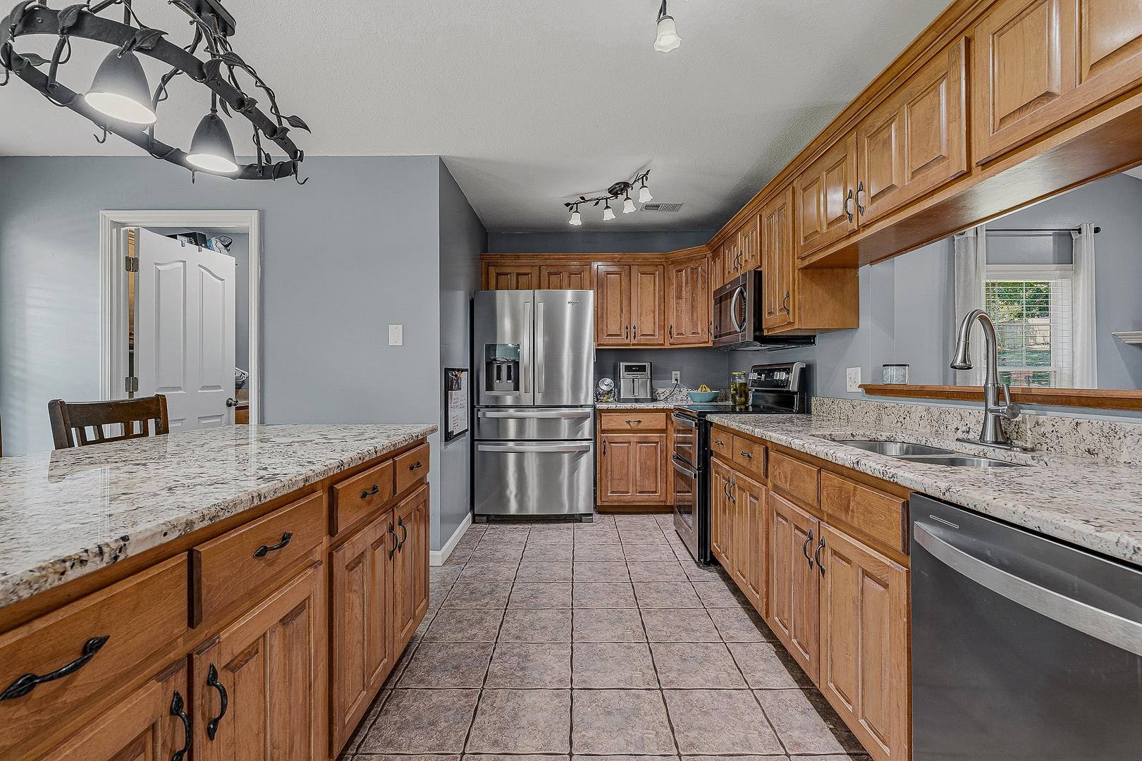 WINDING RIDGE - Residential