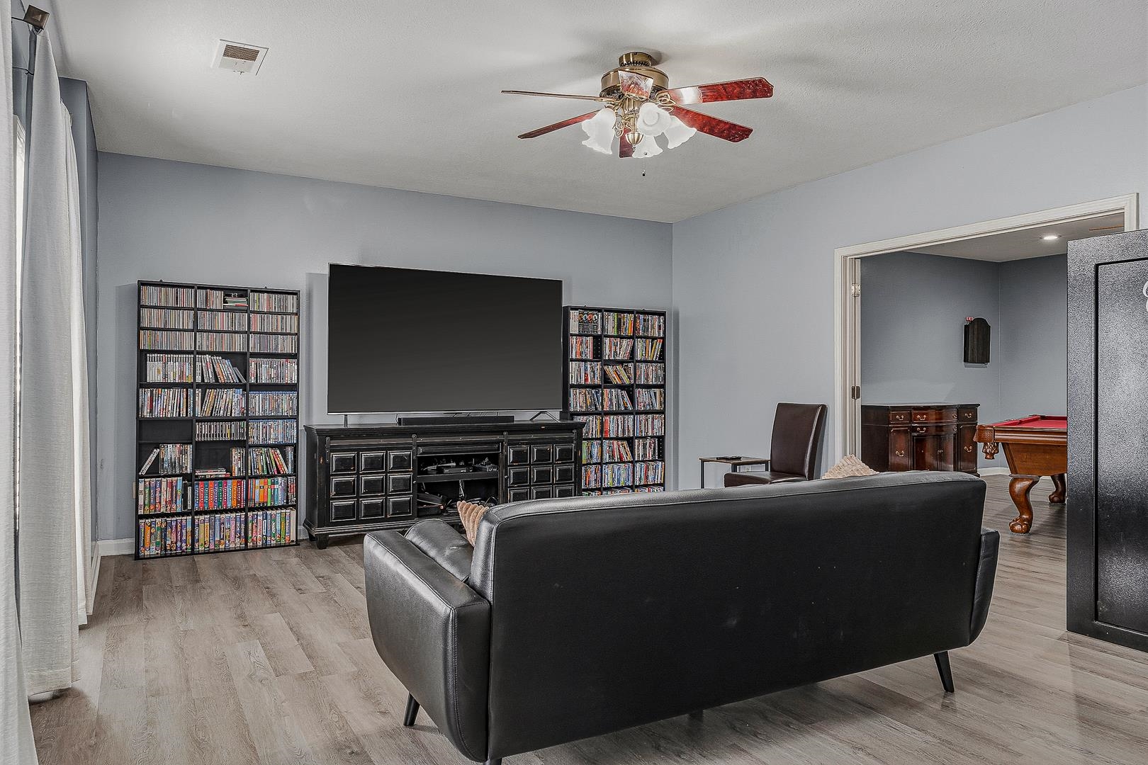 WINDING RIDGE - Residential