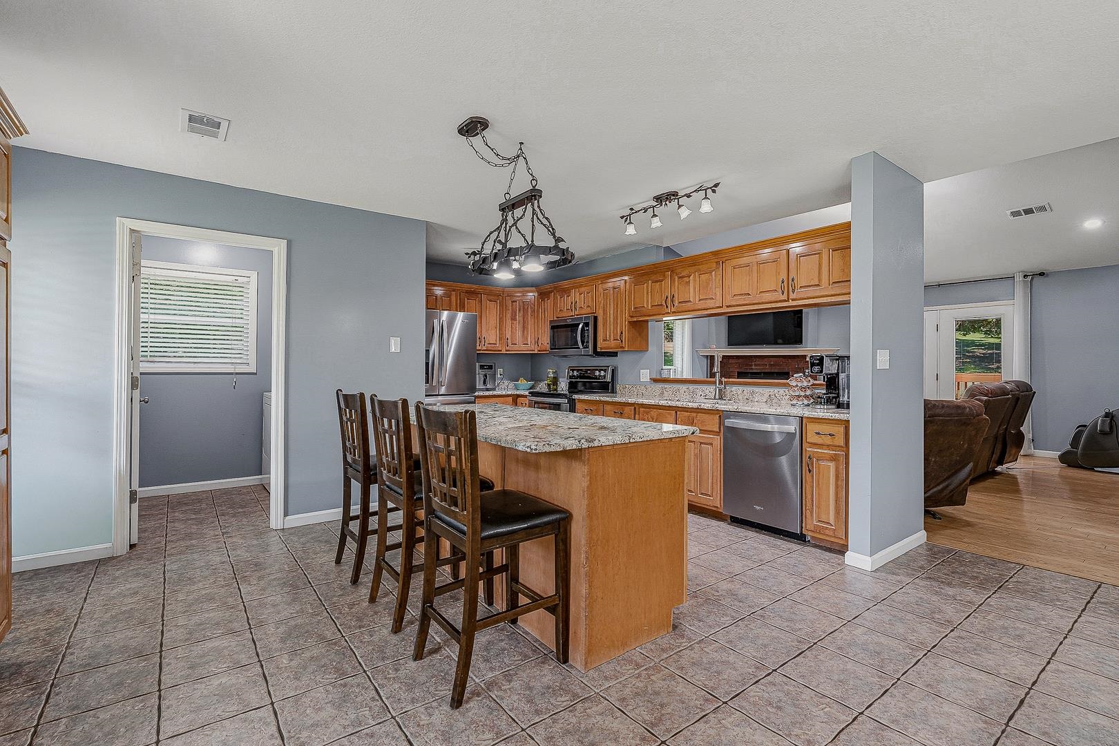 WINDING RIDGE - Residential