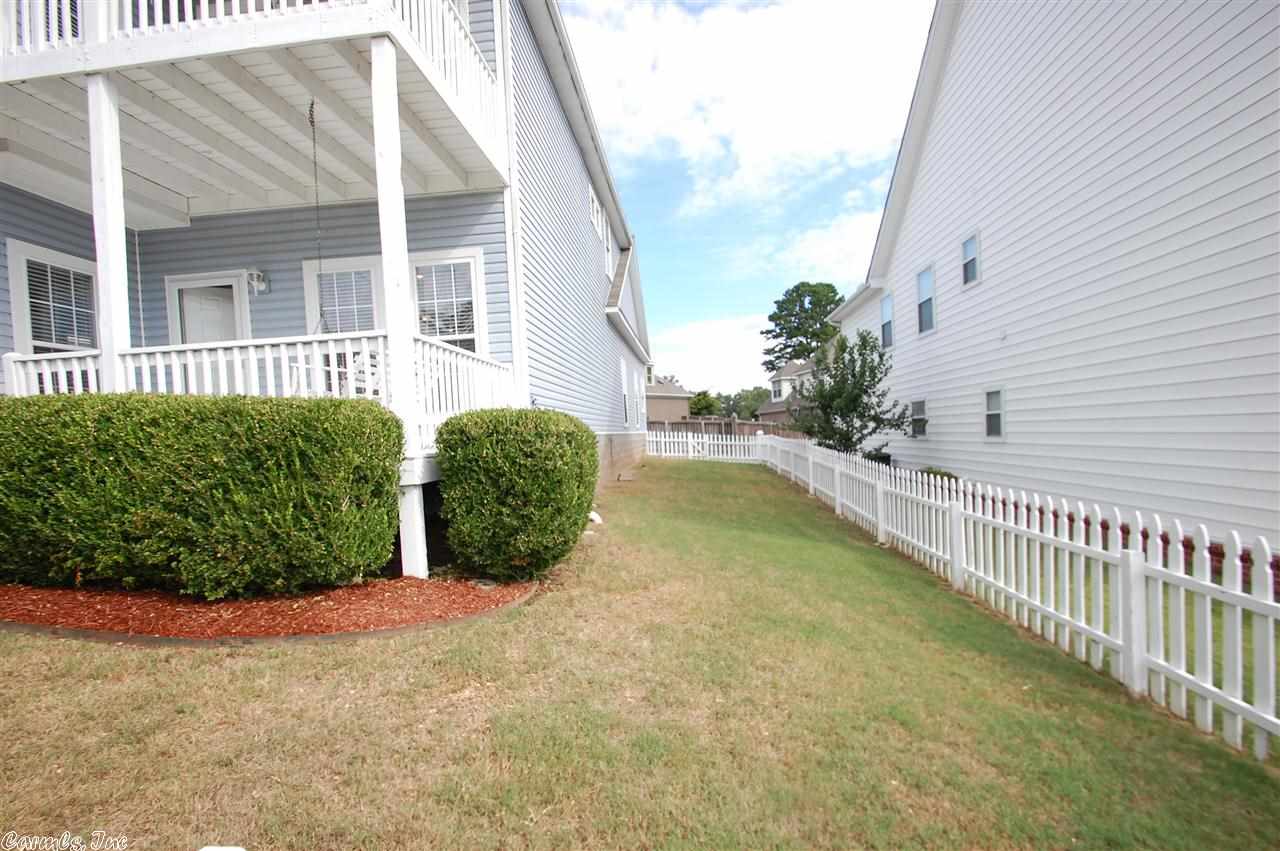 WOODLANDS EDGE - Residential