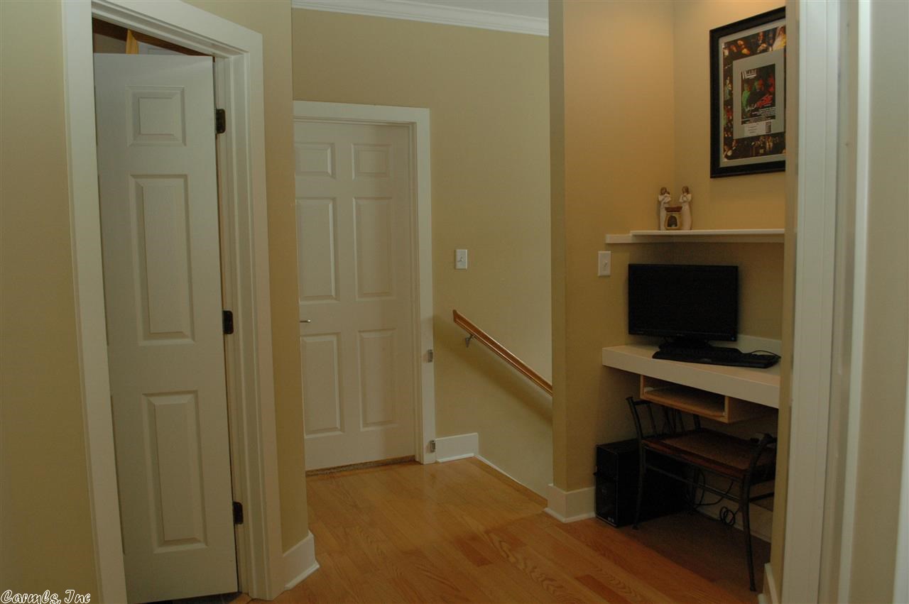 WOODLANDS EDGE - Residential