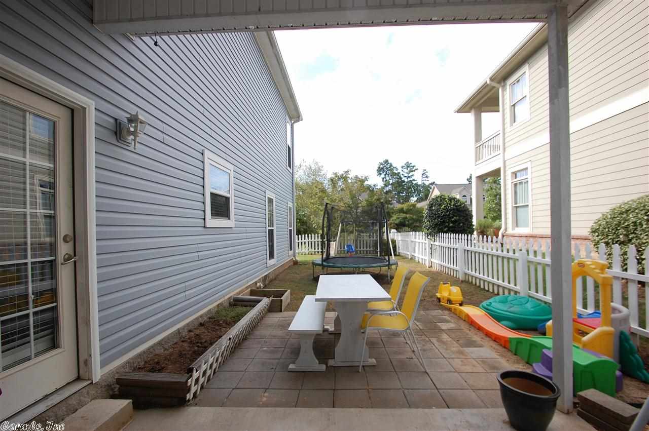WOODLANDS EDGE - Residential