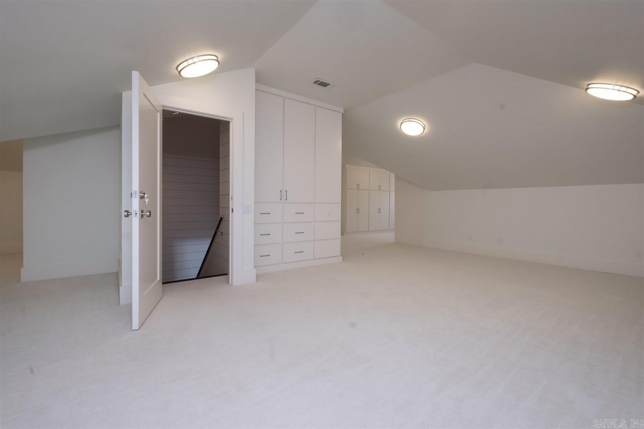 Newtons - Residential