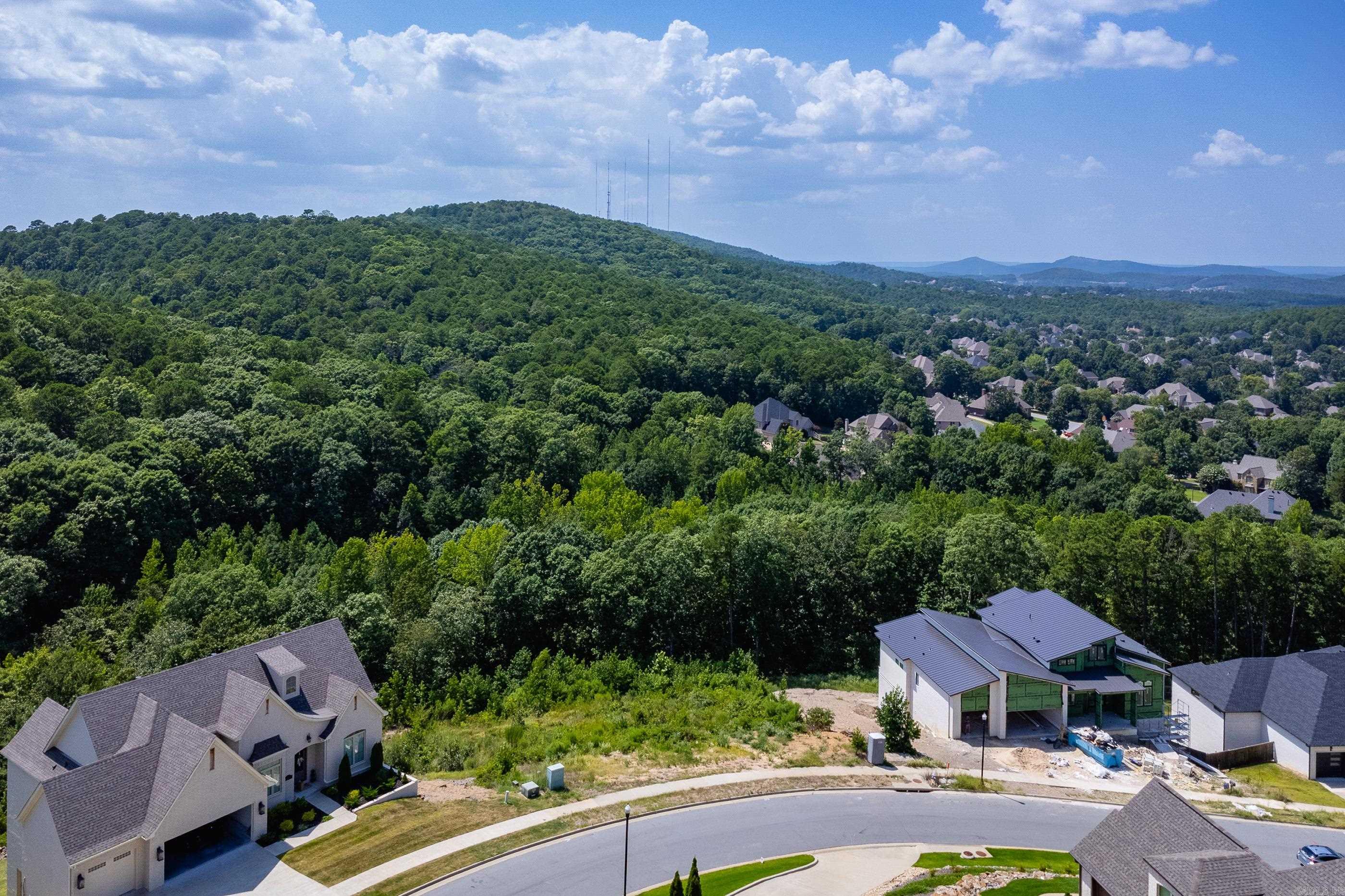 CHENAL VALLEY "FALSTONE COURT" - Land