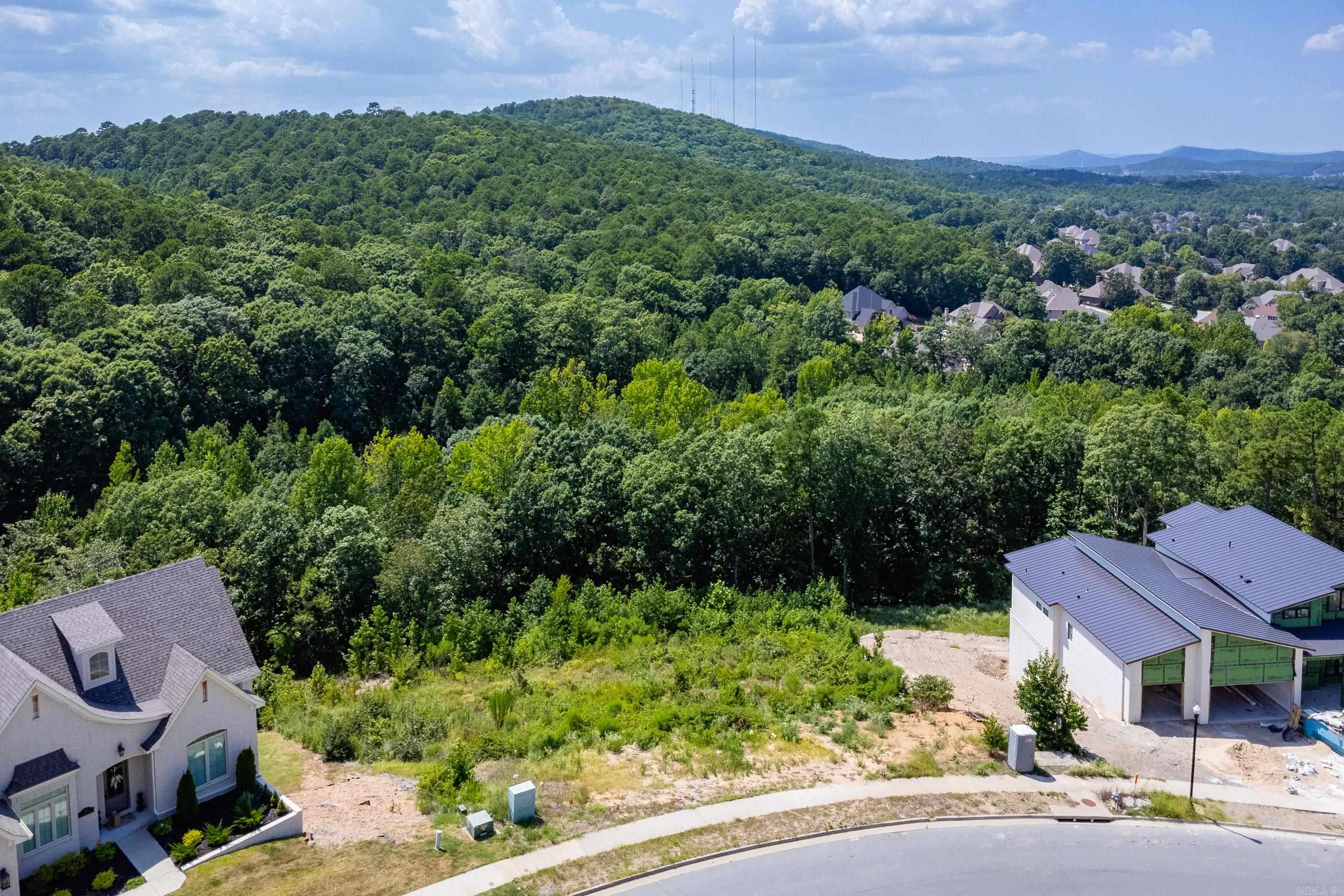 CHENAL VALLEY "FALSTONE COURT" - Land