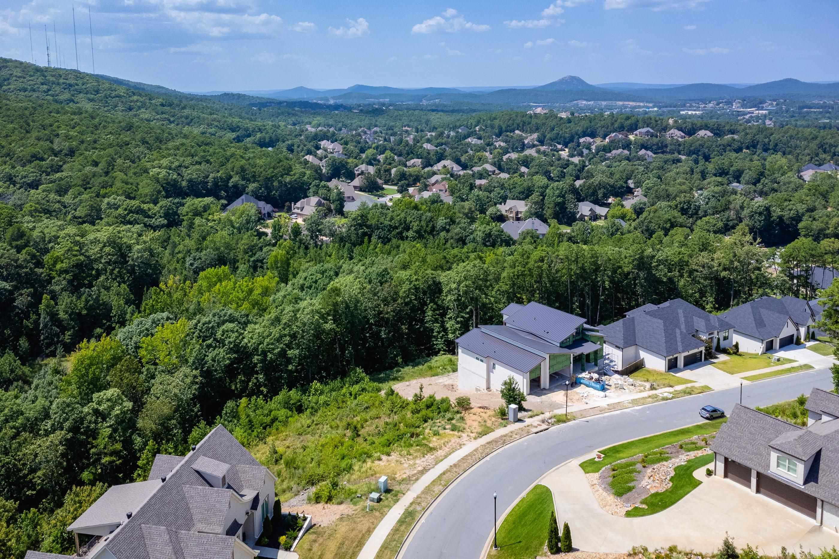 CHENAL VALLEY "FALSTONE COURT" - Land