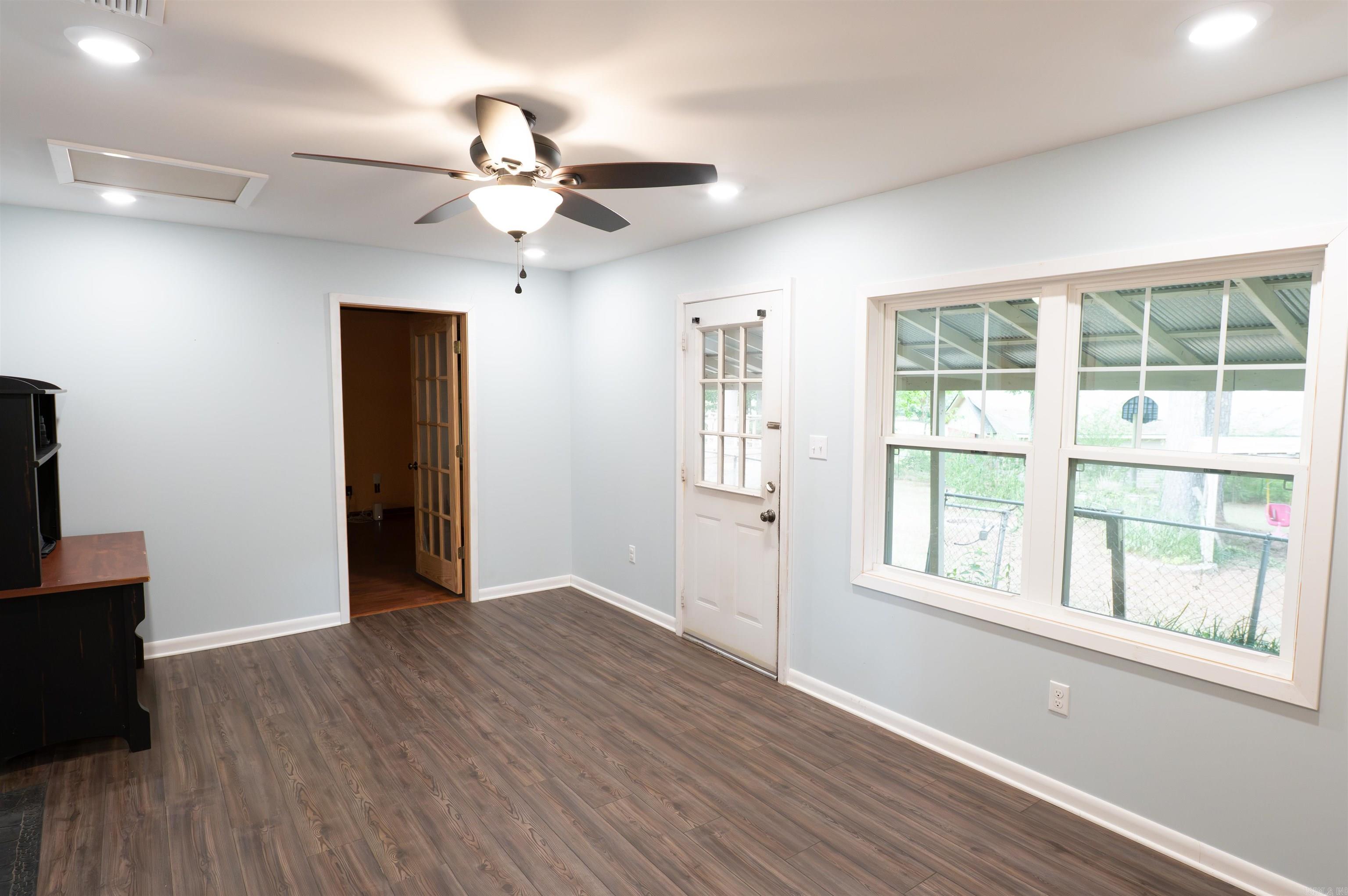 PARKWOOD ADD - Residential