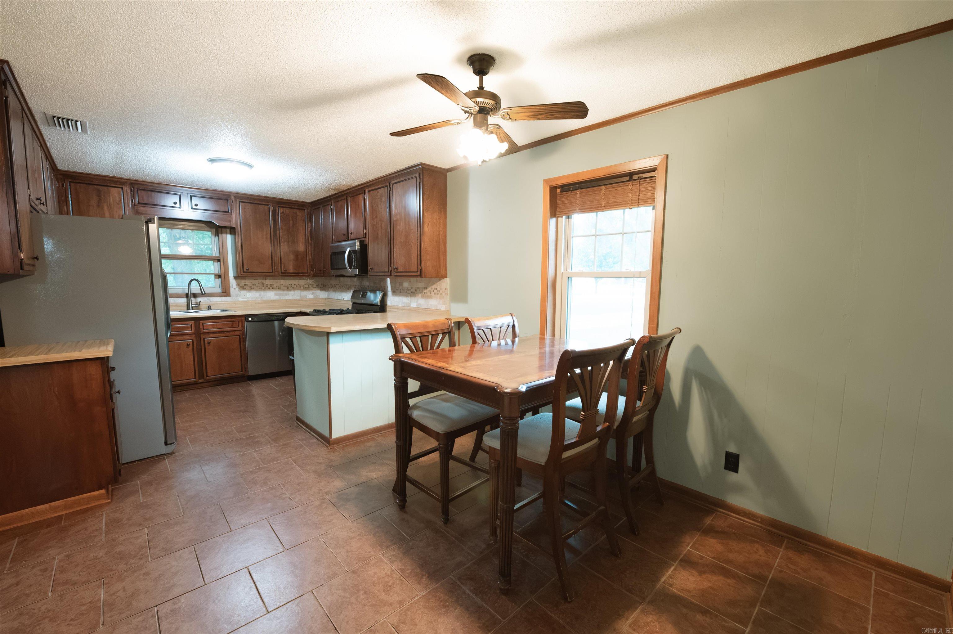 PARKWOOD ADD - Residential