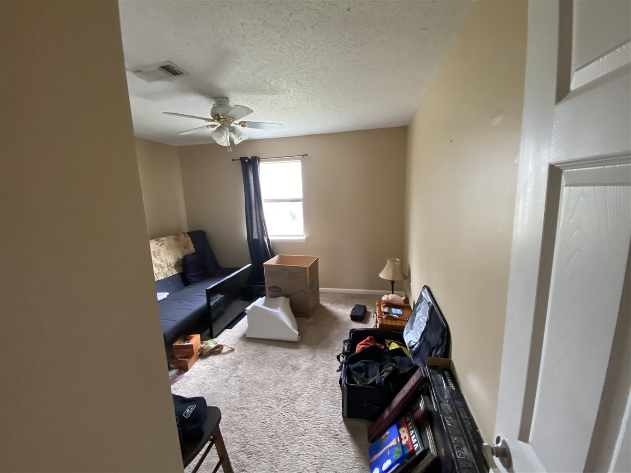 WOODLAND HILLS - Residential