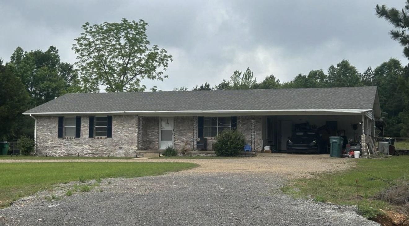 Brick home on 2.2 acres, updated 3/1/1