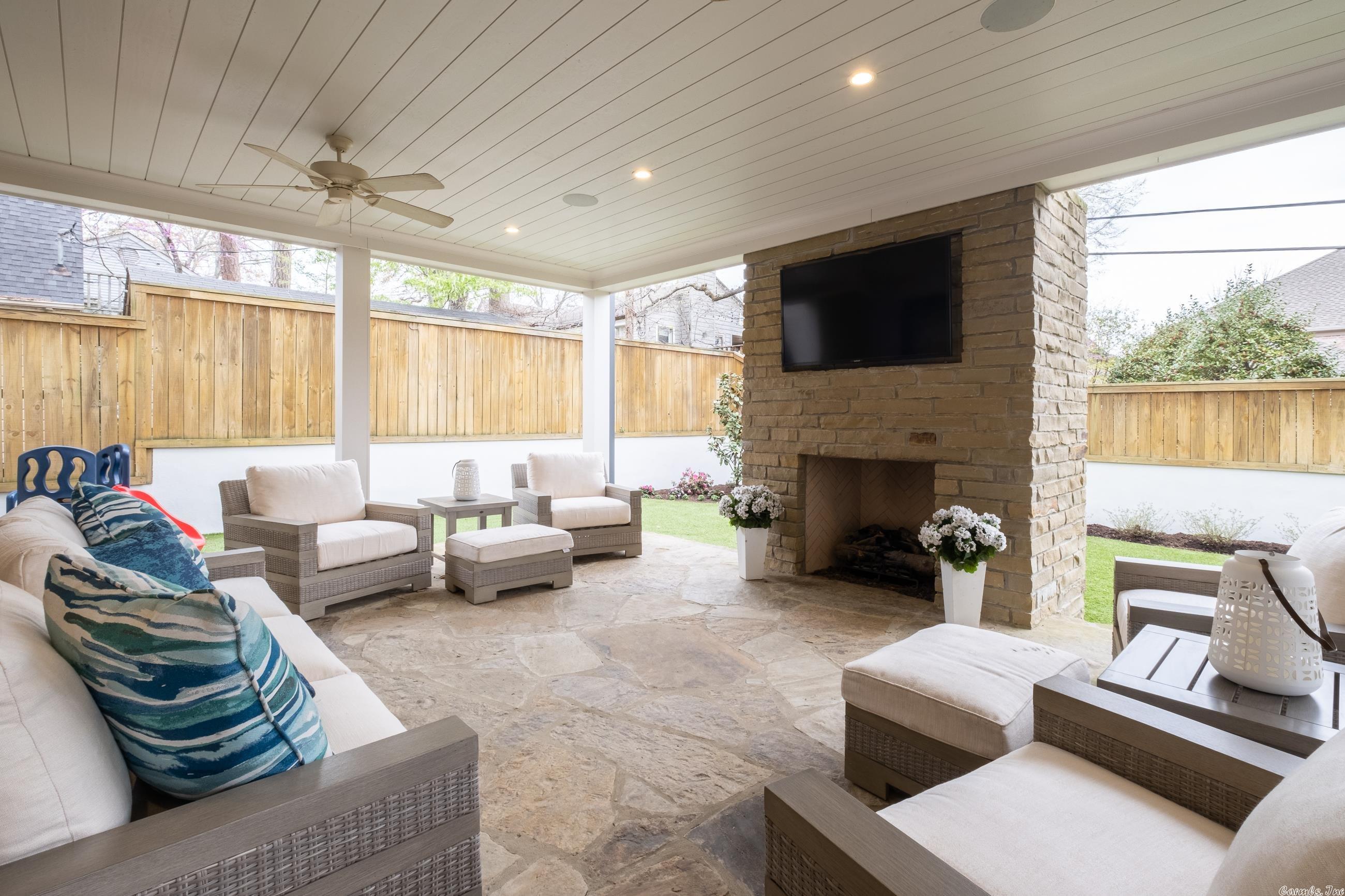 NEWTONS - Residential