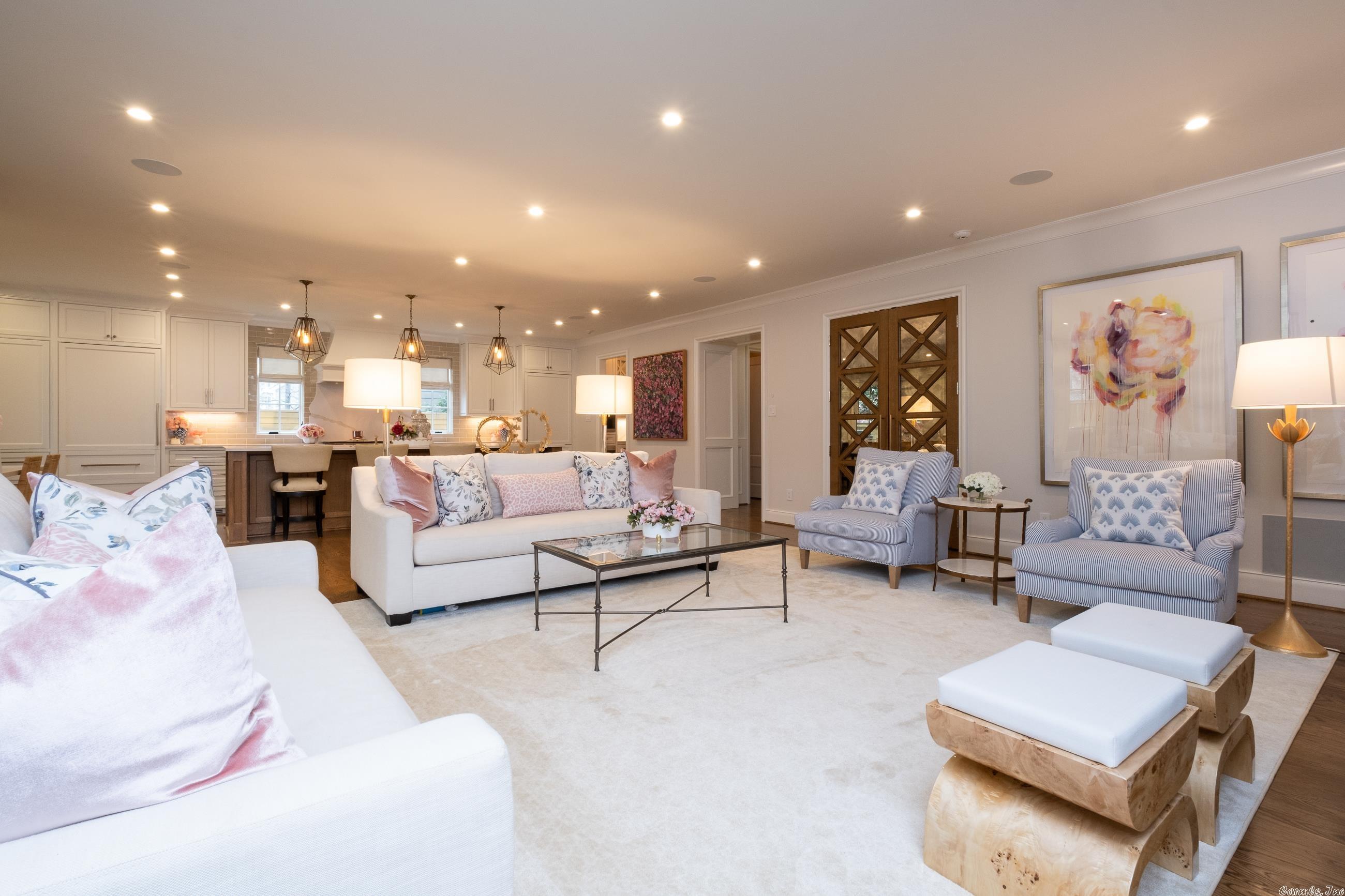 NEWTONS - Residential