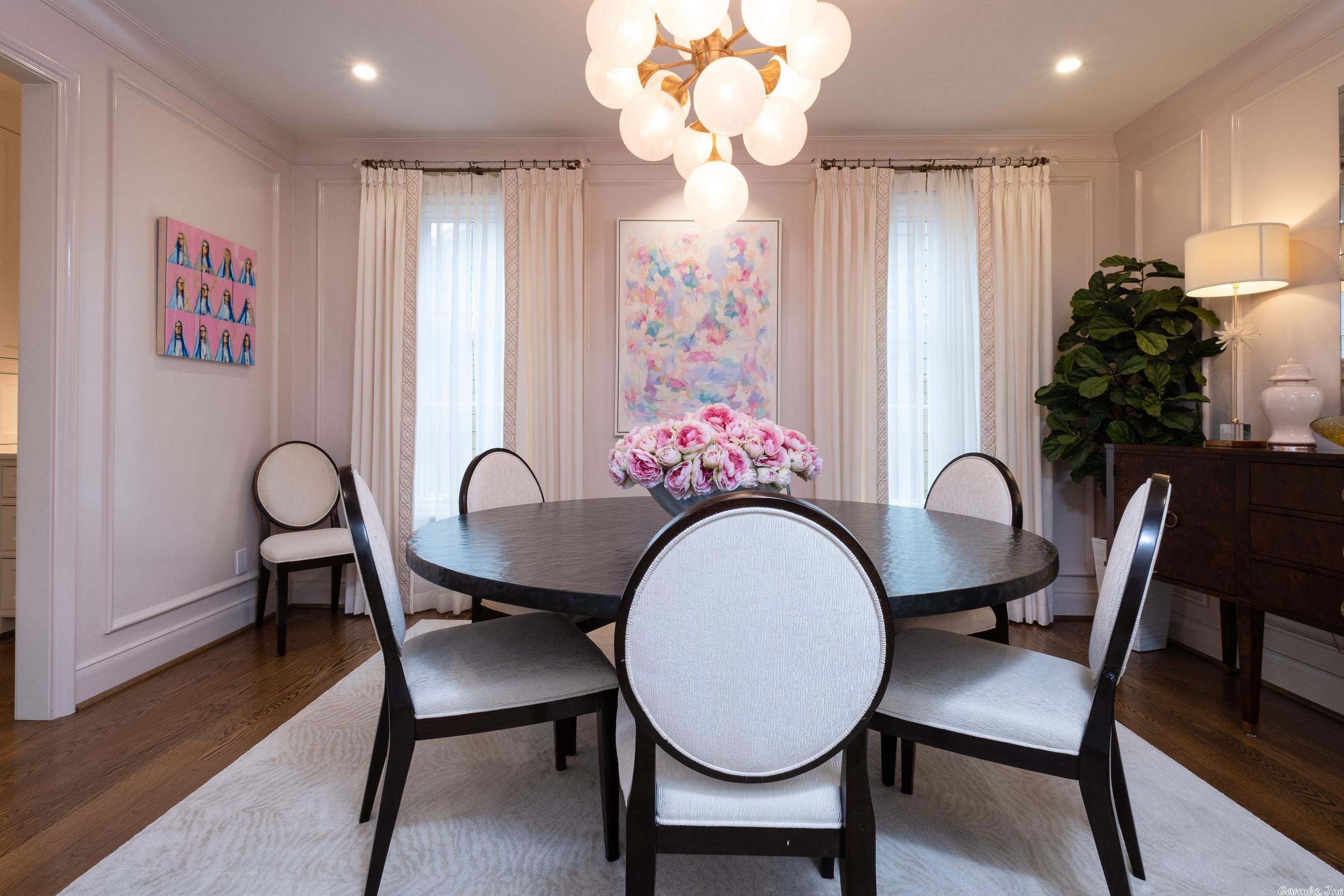 NEWTONS - Residential